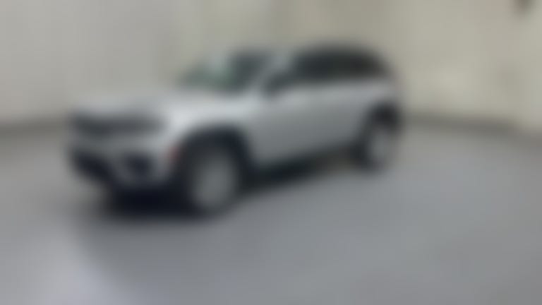 2026 Jeep Grand Cherokee vehicle photo