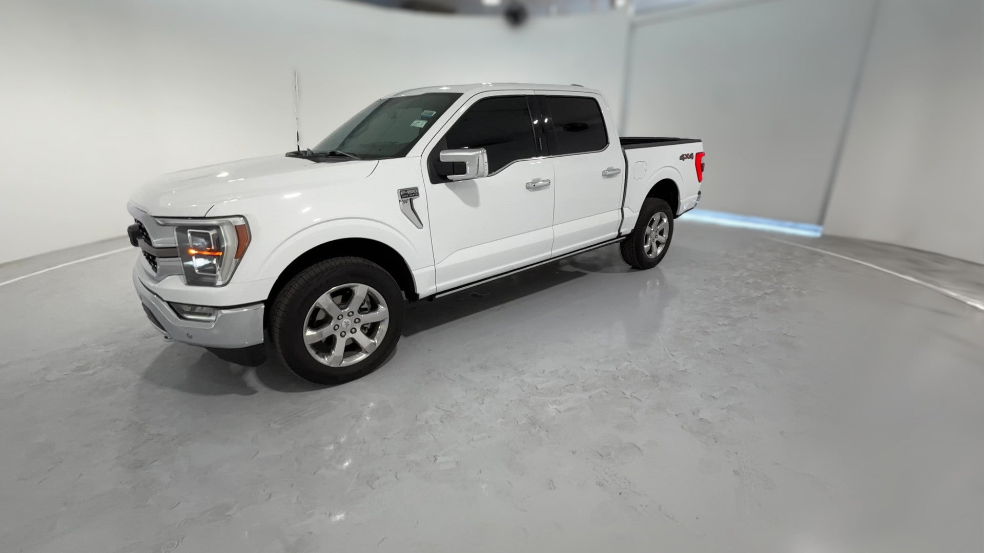 2022 Ford F150 SuperCrew Cab vehicle photo