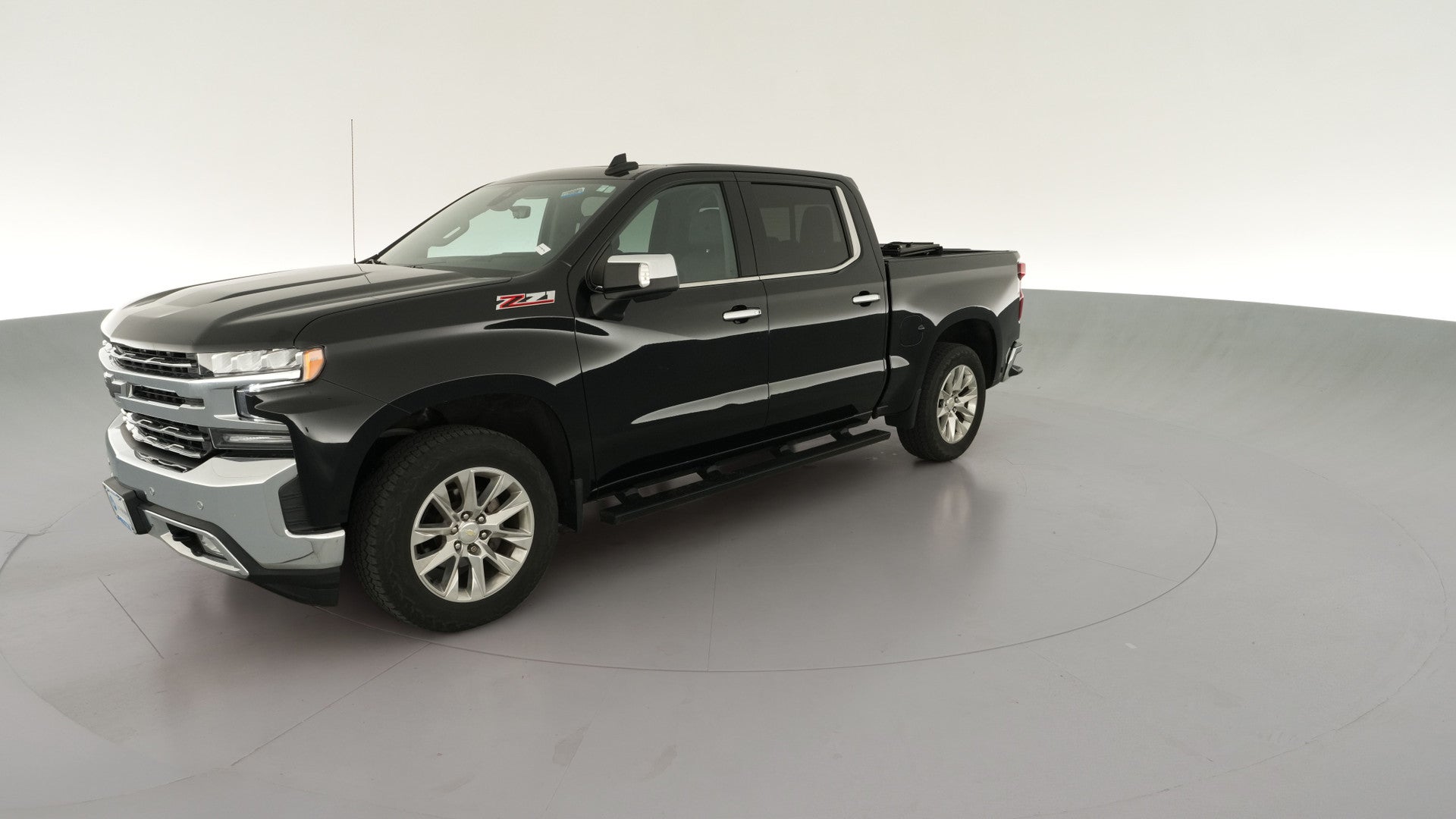 2021 Chevrolet Silverado 1500 Crew Cab vehicle photo