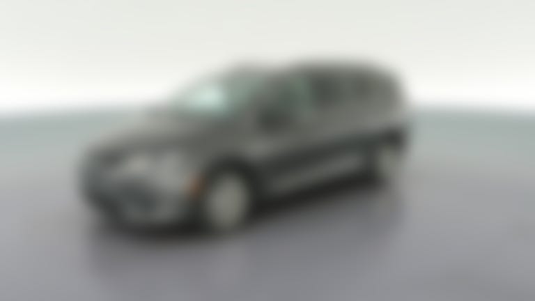 2017 Chrysler Pacifica vehicle photo