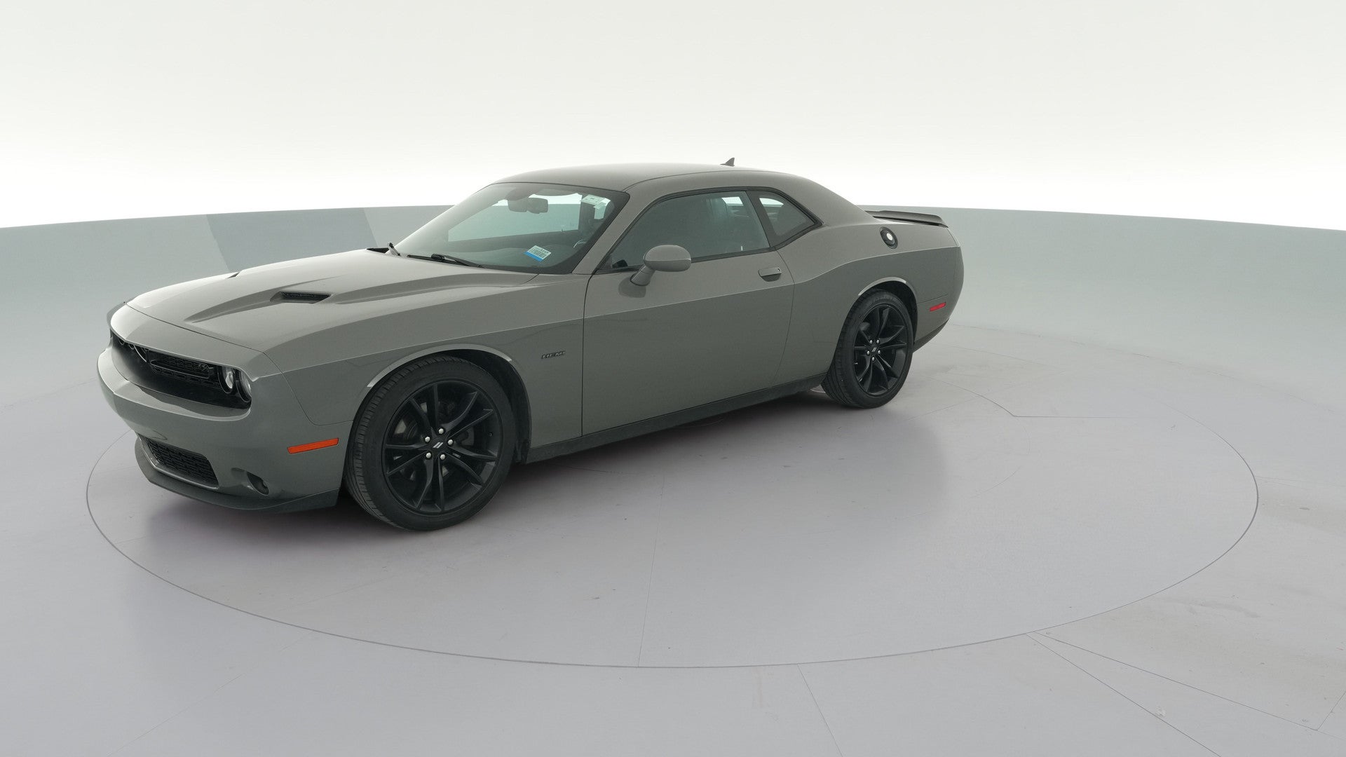 2018 Dodge Challenger vehicle photo