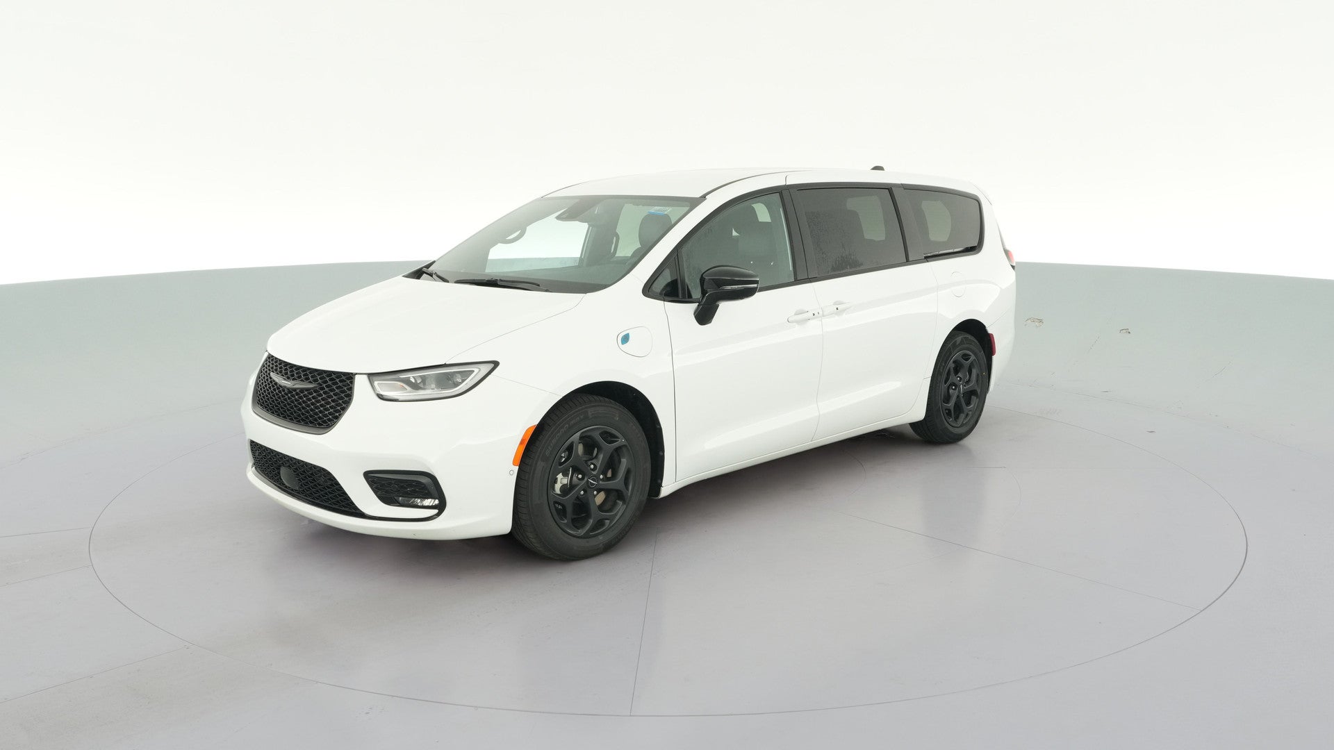 2024 Chrysler Pacifica Hybrid vehicle photo
