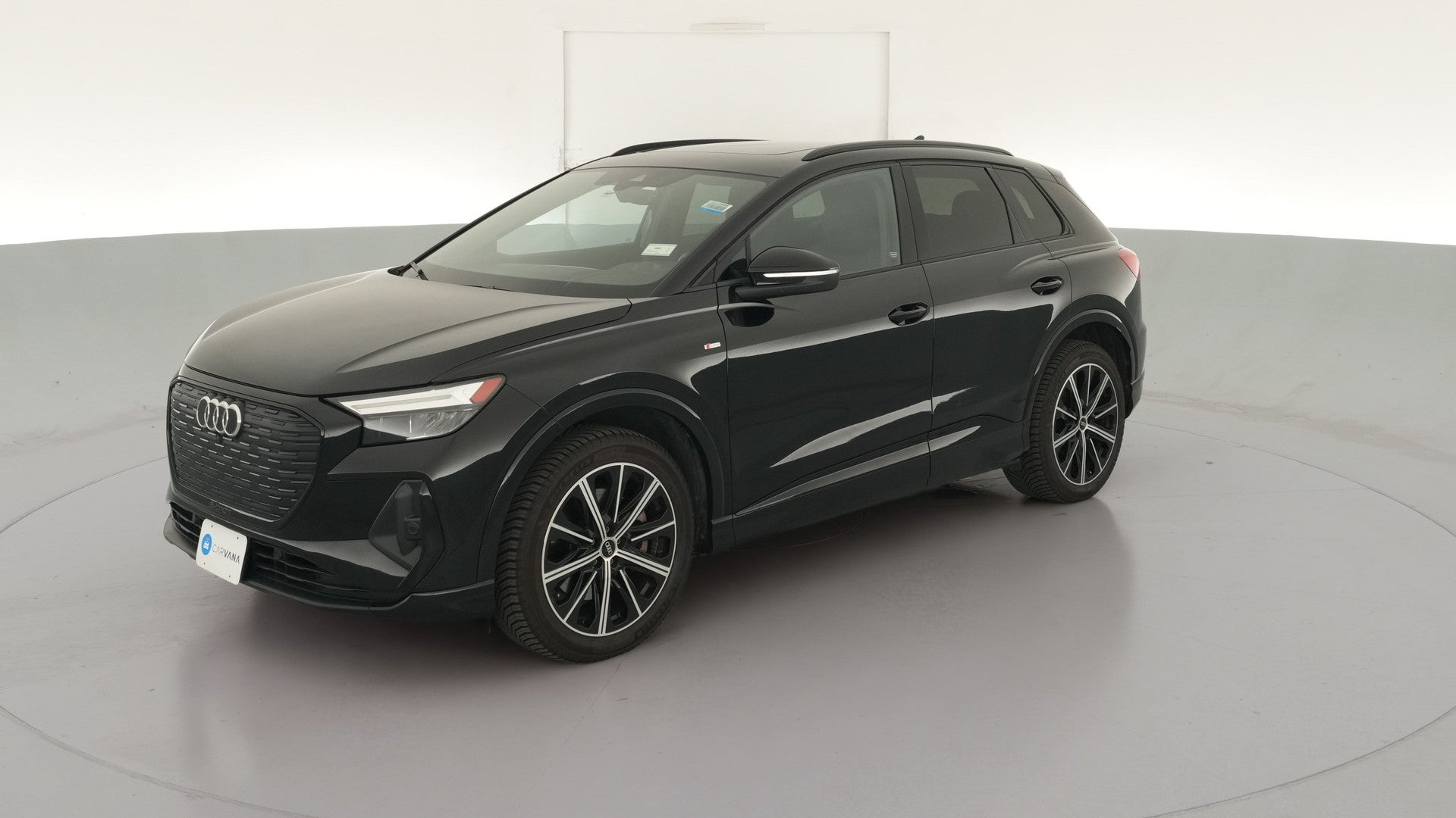 2022 Audi Q4 e-tron vehicle photo