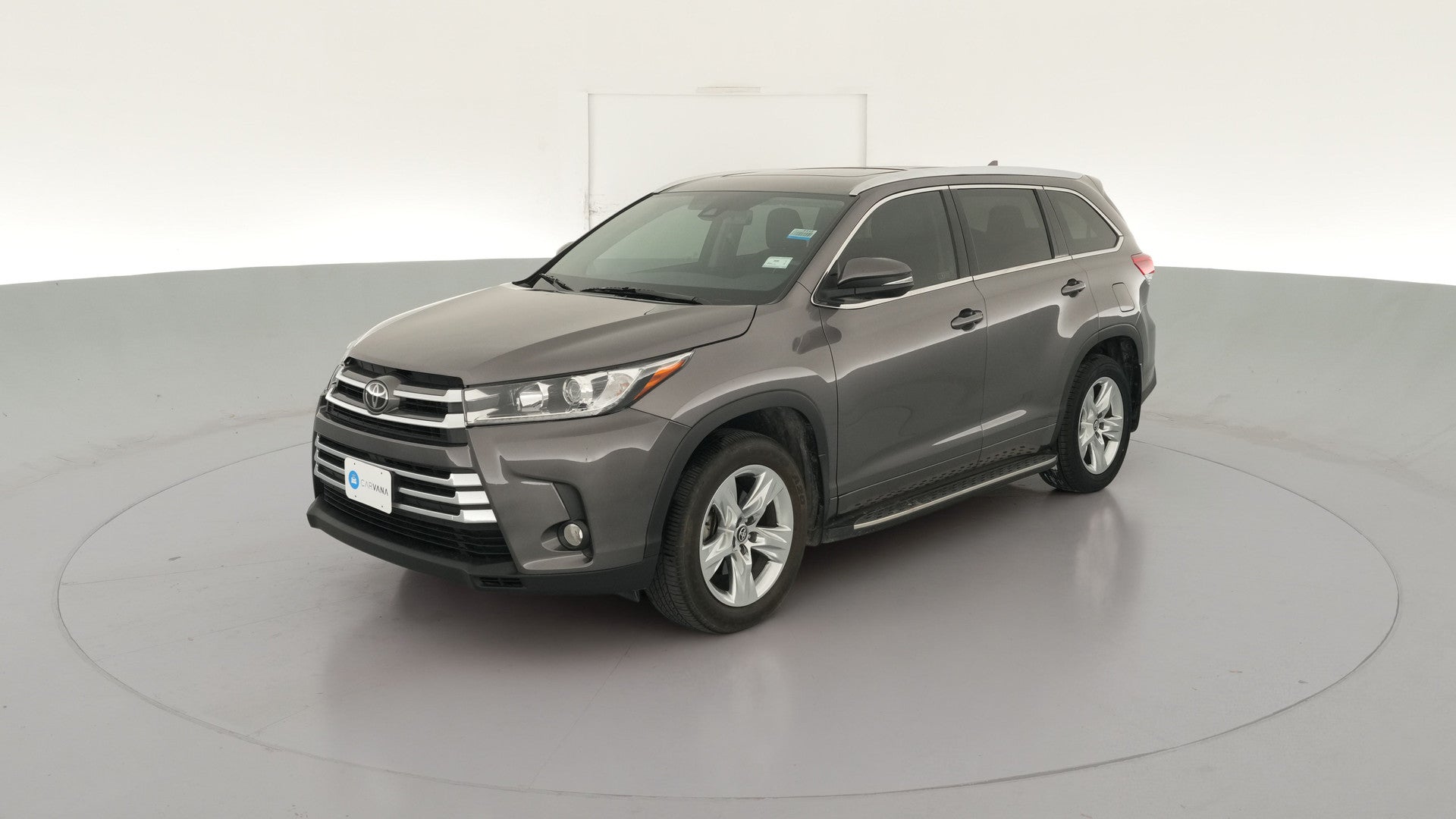 2017 Toyota Highlander vehicle photo