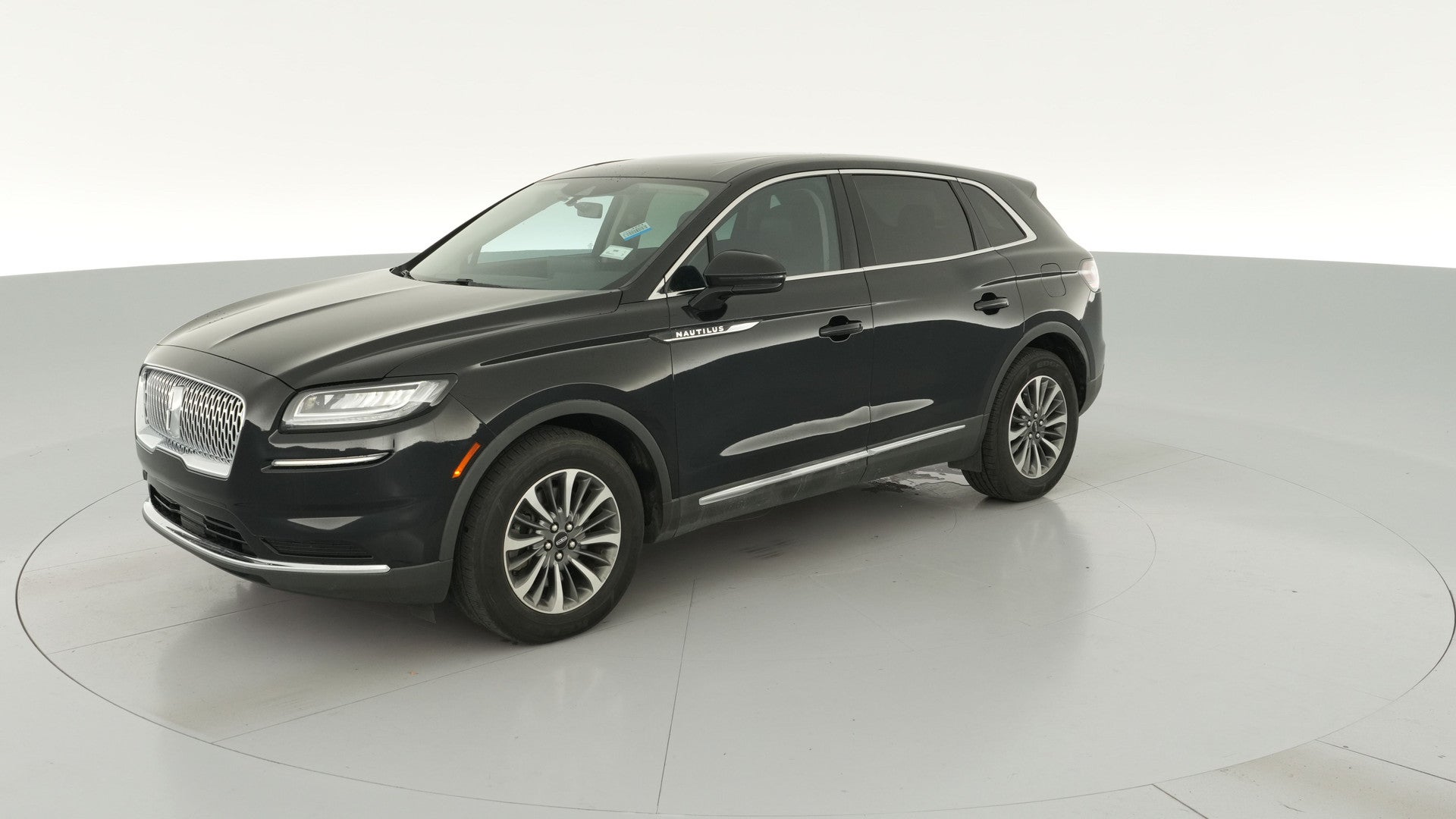 2021 Lincoln Nautilus vehicle photo