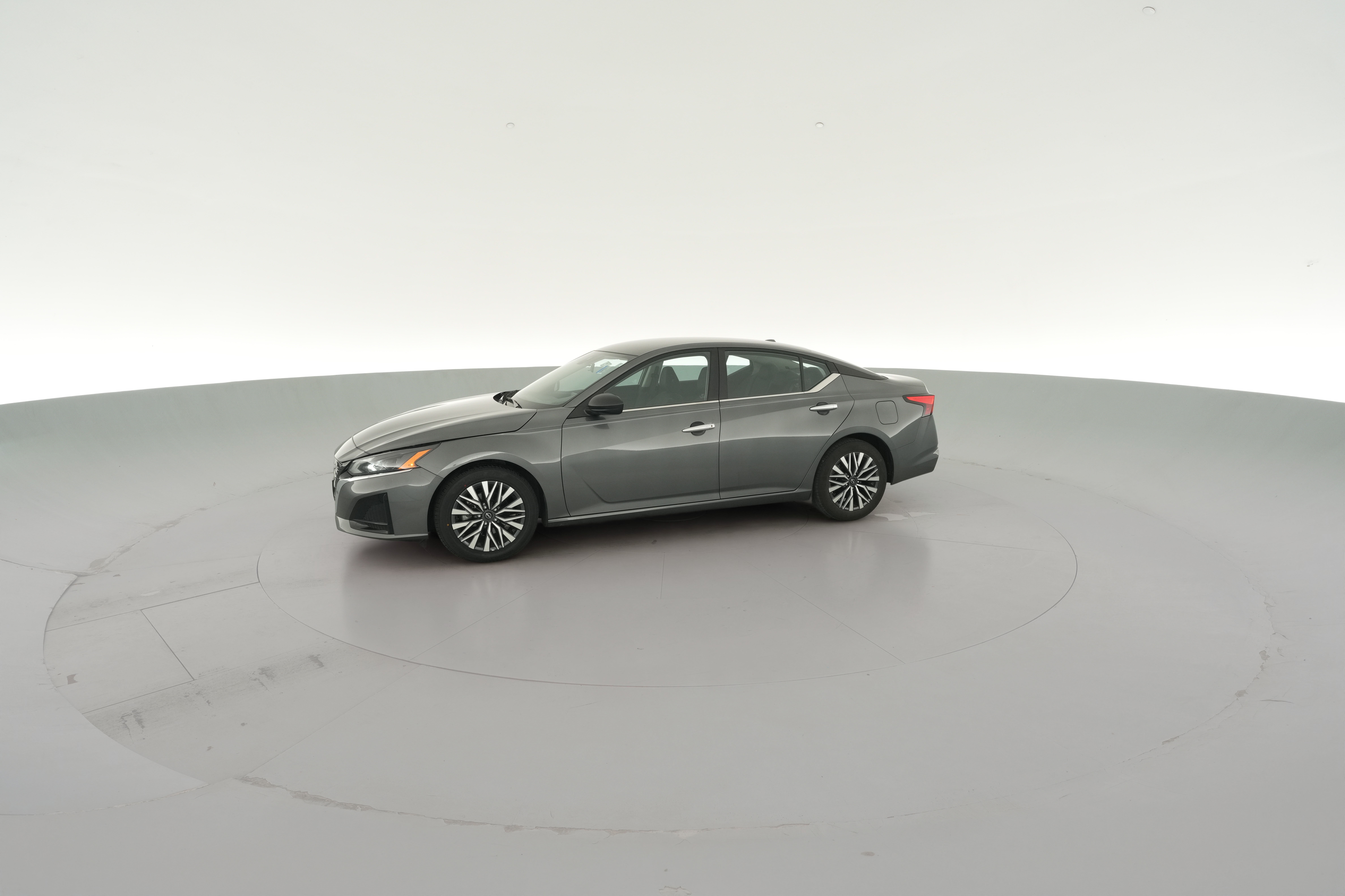 2025 Nissan Altima SV - Photo 24