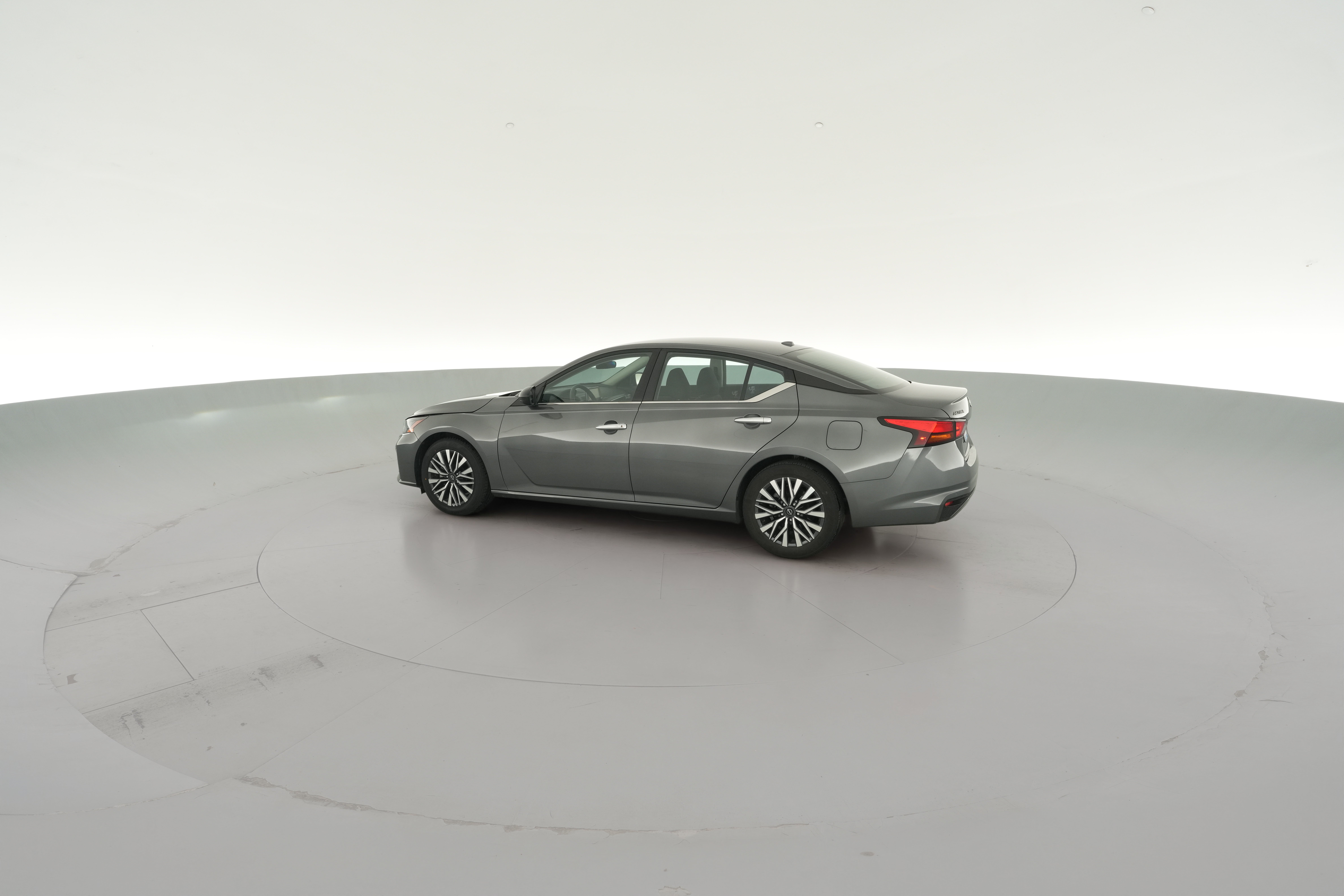 2025 Nissan Altima SV - Photo 26