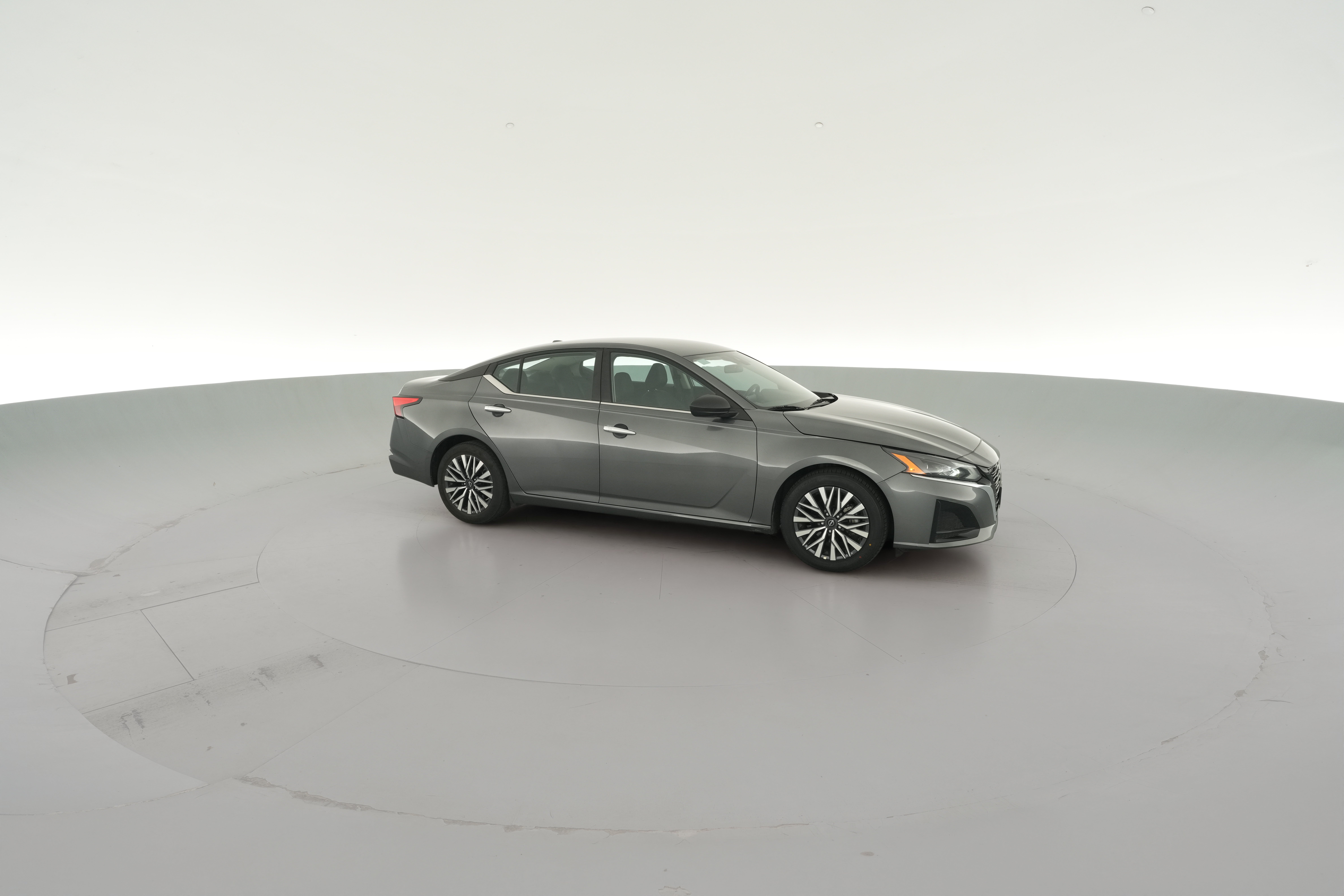 2025 Nissan Altima SV - Photo 34