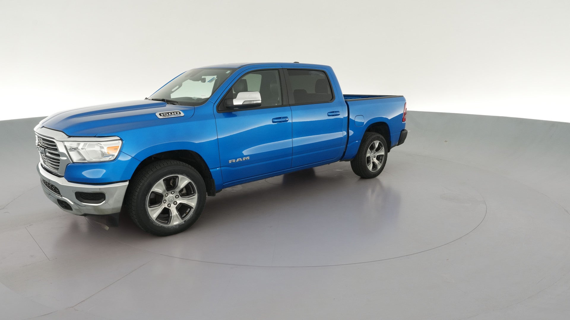 2024 Ram 1500 Crew Cab vehicle photo