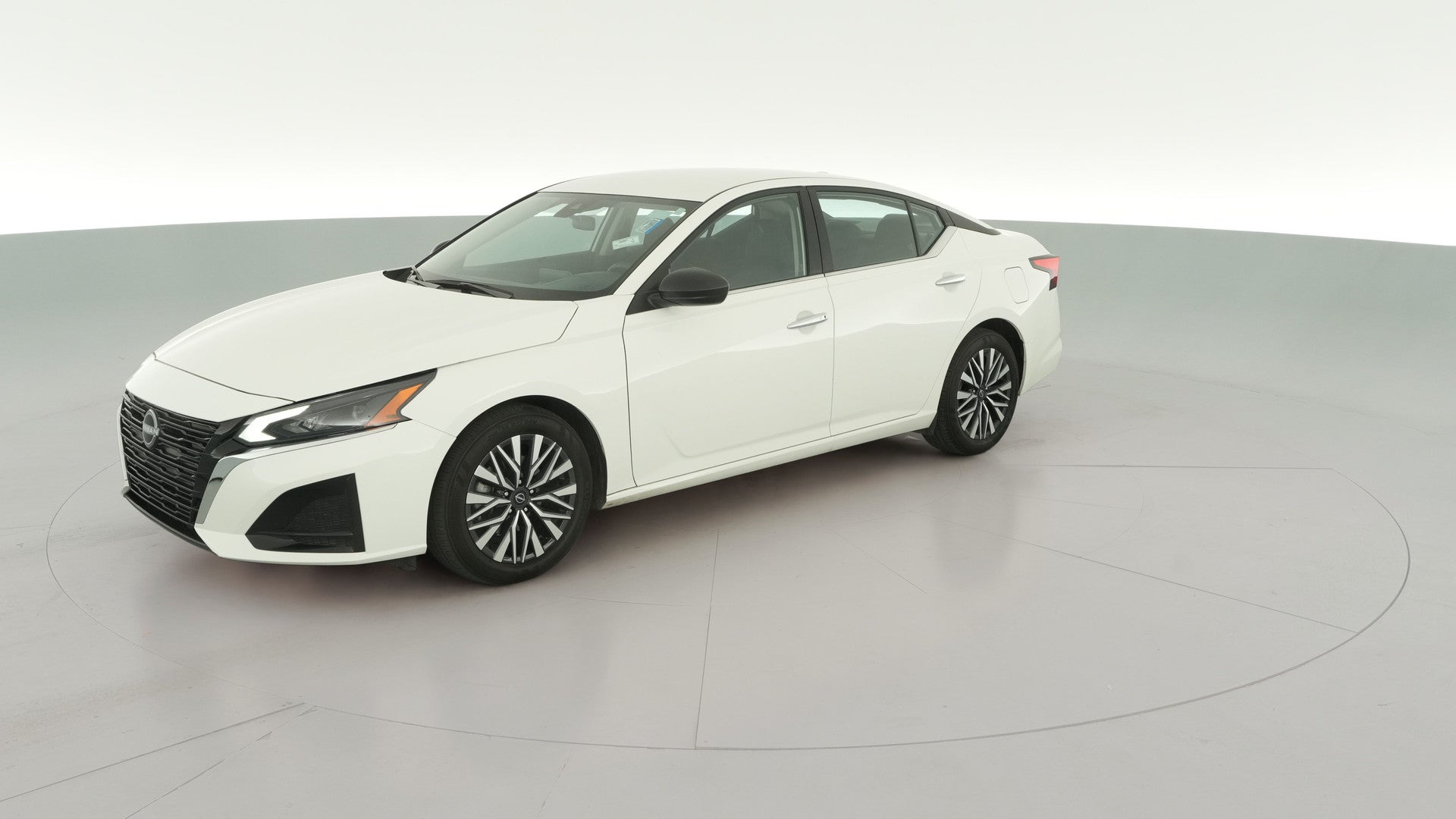 2025 Nissan Altima vehicle photo