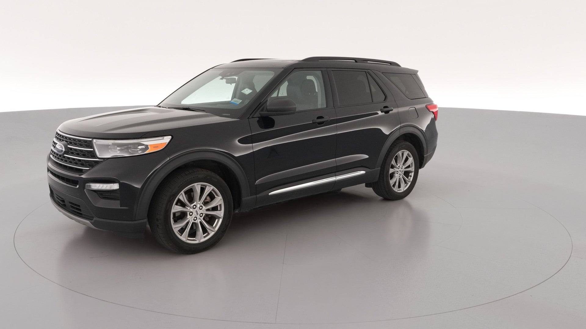 2021 Ford Explorer vehicle photo