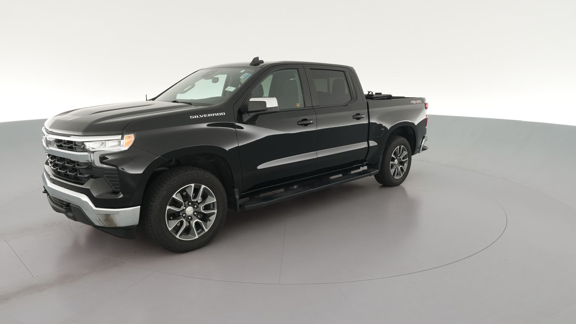 2023 Chevrolet Silverado 1500 Crew Cab vehicle photo
