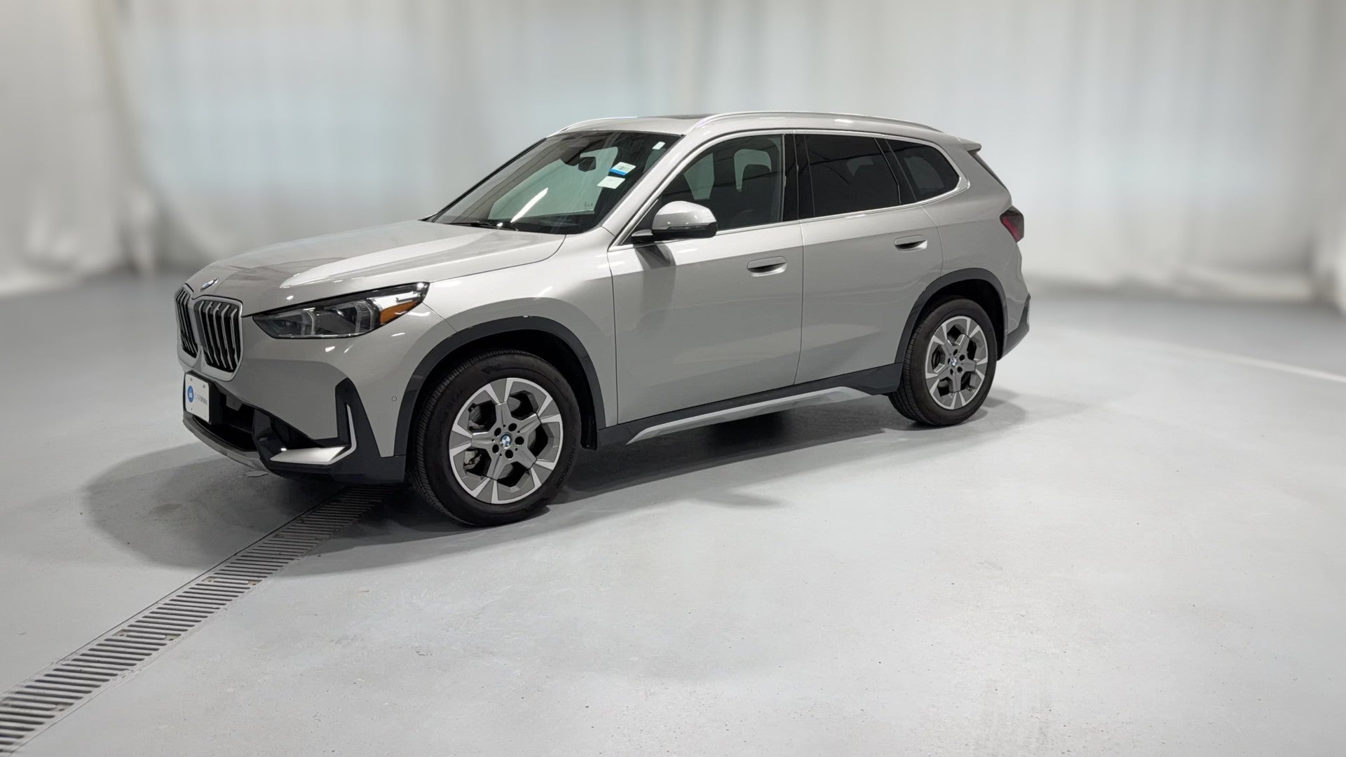 2026 BMW X1 vehicle photo
