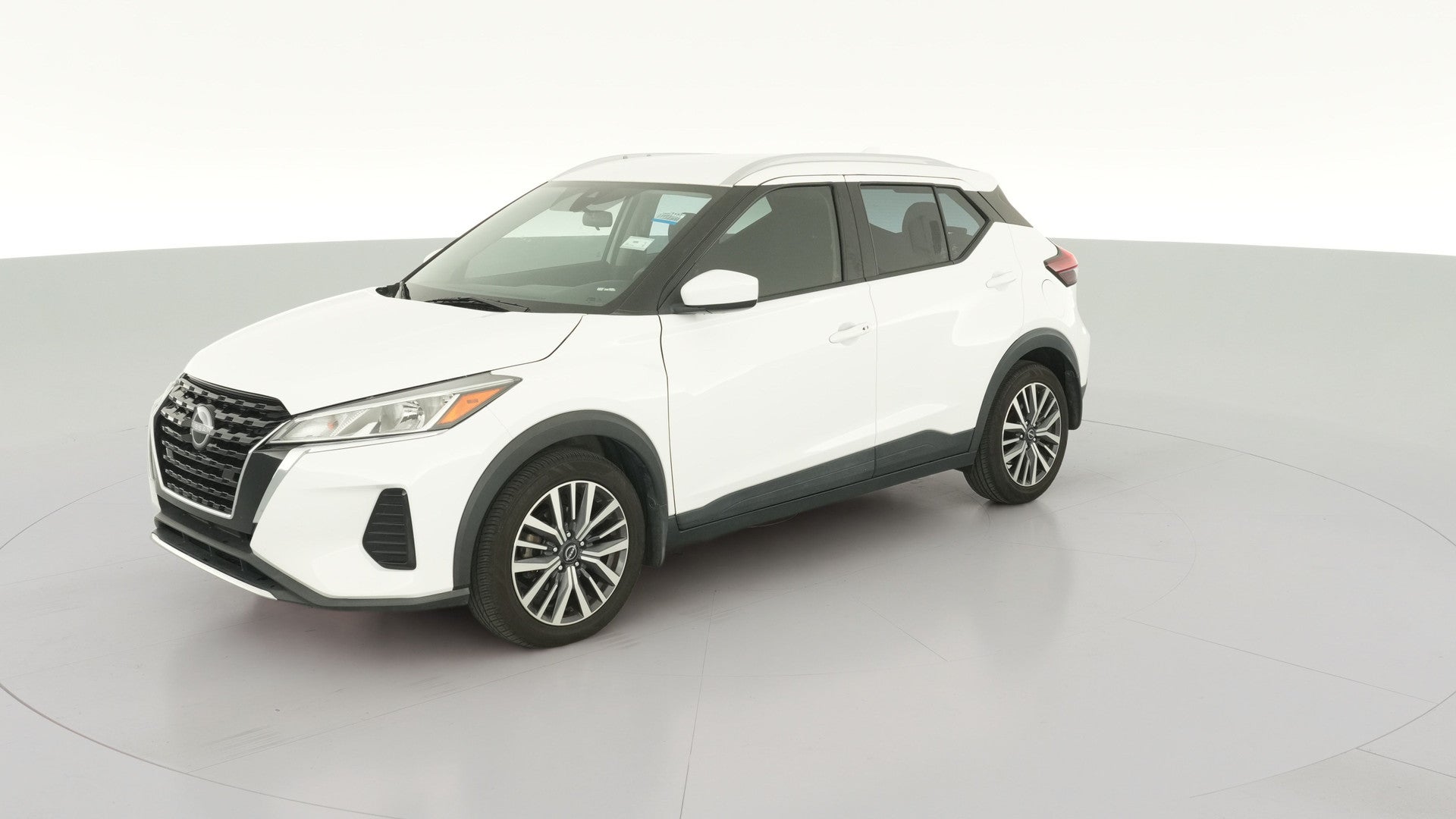 2023 Nissan Kicks vehicle photo