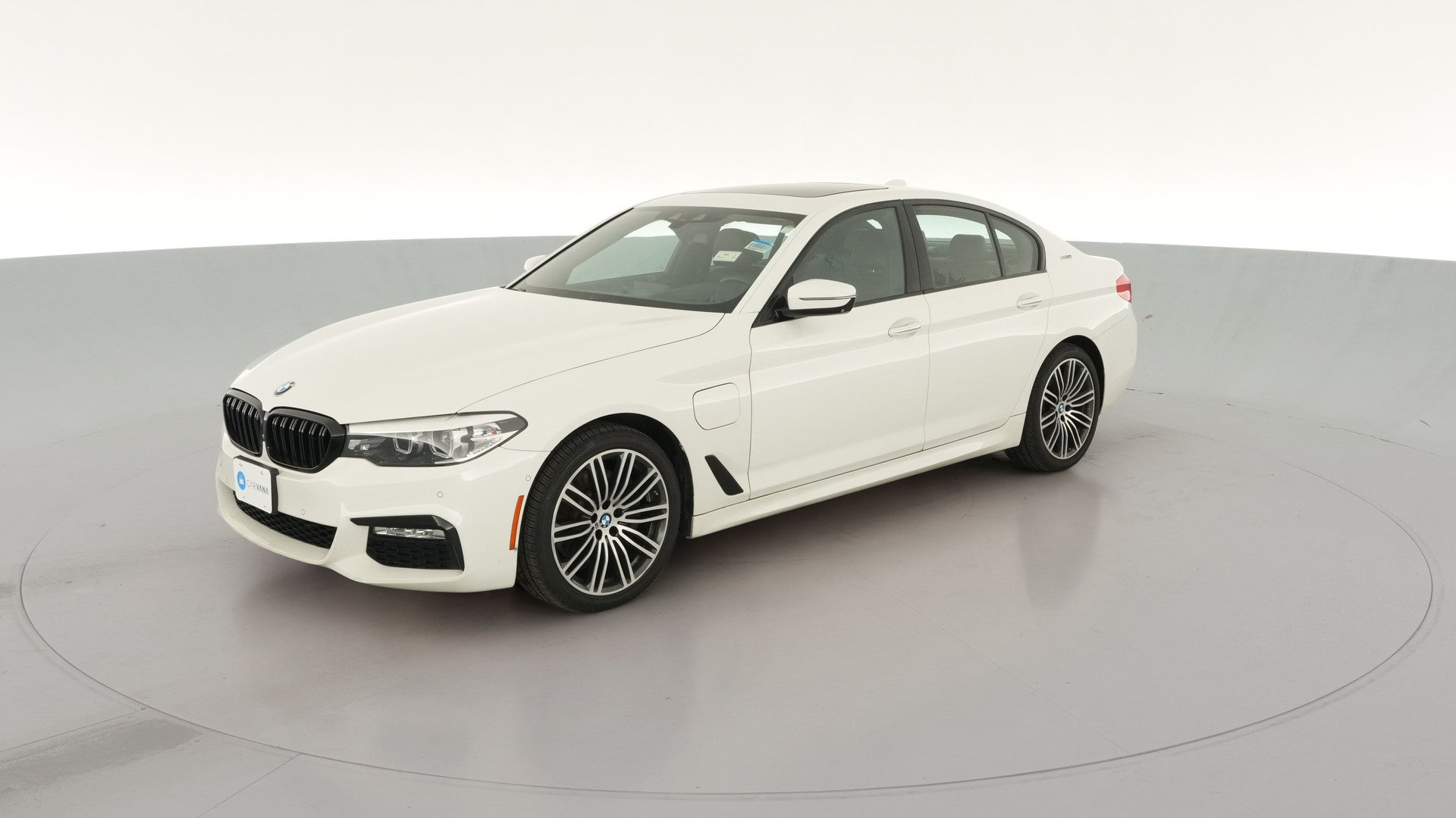 2018 BMW 5 Series vehicle photo