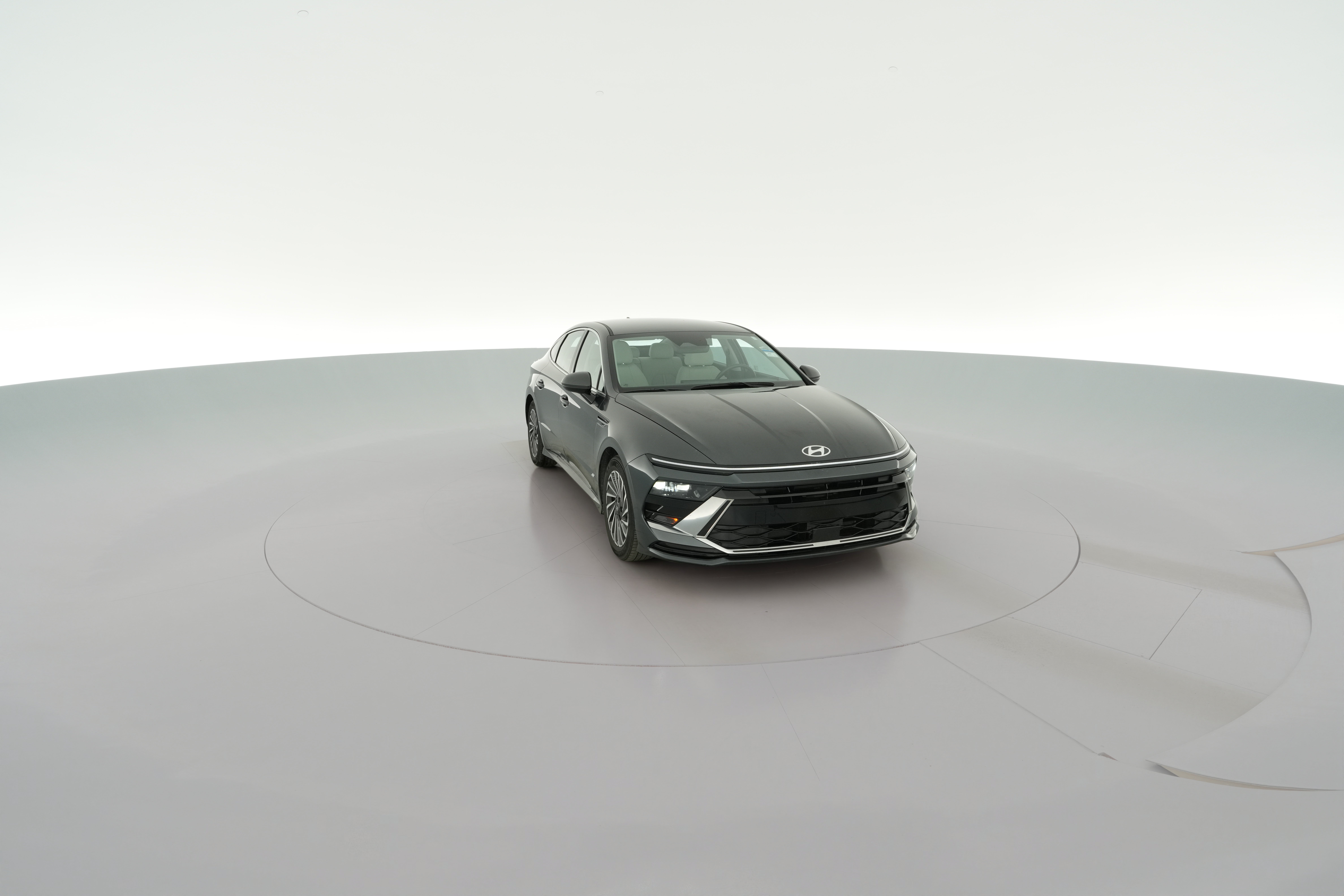 2025 Hyundai Sonata Hybrid SEL - Photo 39
