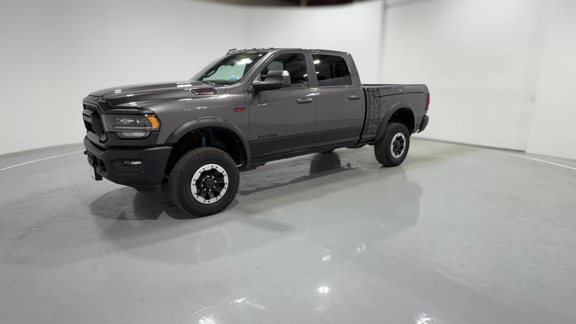 2022 Ram 2500 Crew Cab vehicle photo
