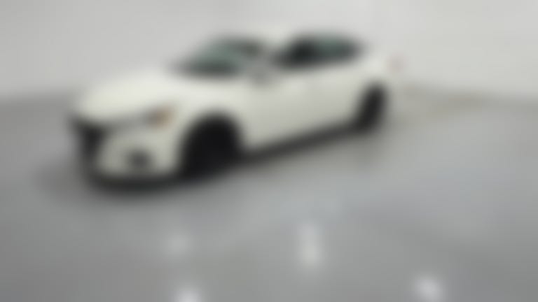 2019 Nissan Altima vehicle photo