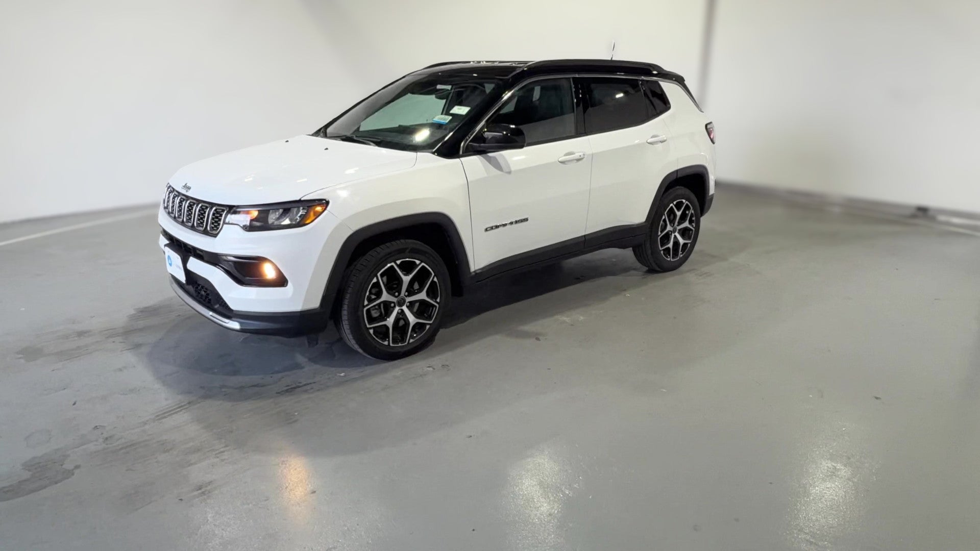 2025 Jeep Compass vehicle photo