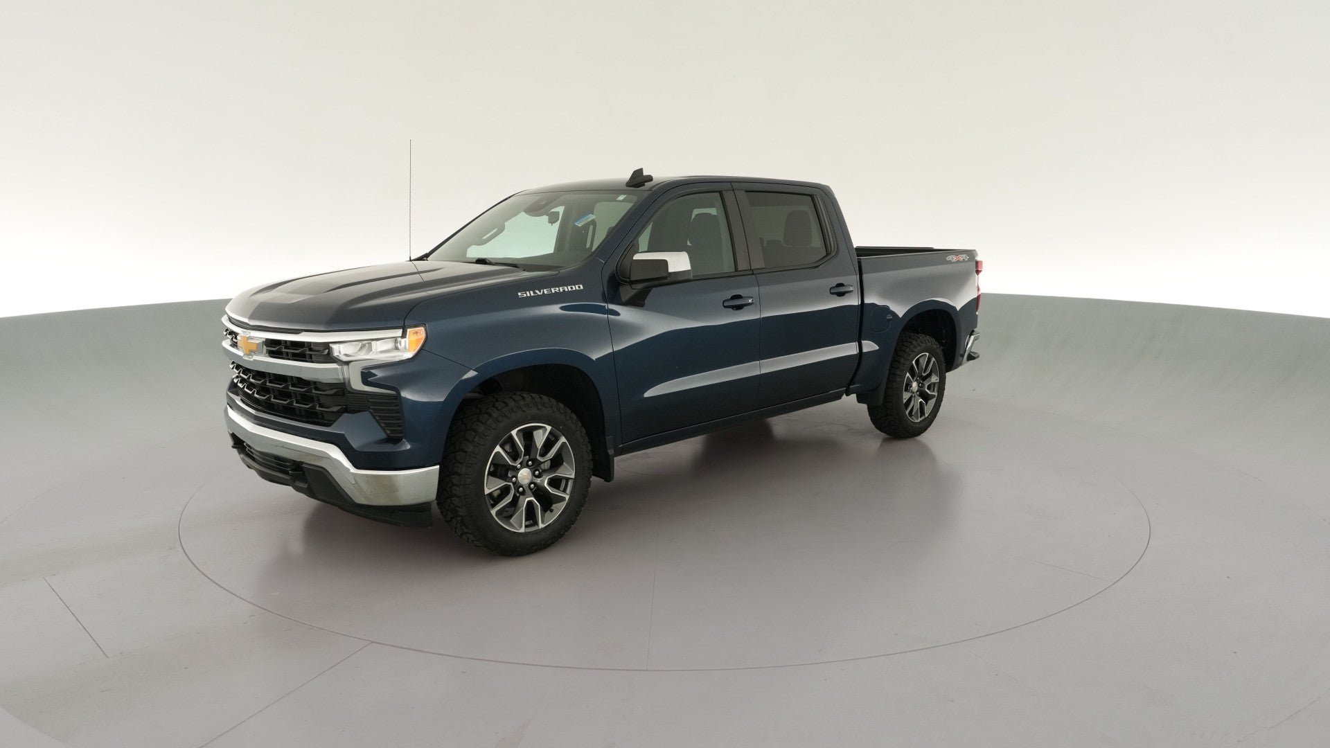 2023 Chevrolet Silverado 1500 Crew Cab vehicle photo