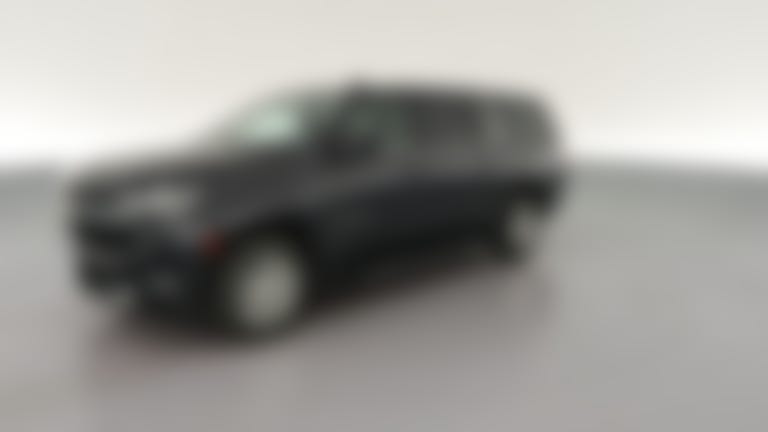 2022 Chevrolet Suburban vehicle photo