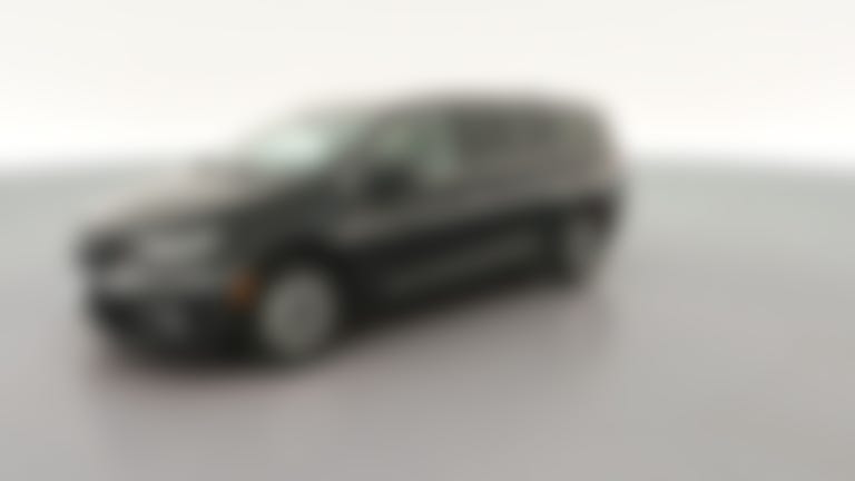 2024 Chrysler Pacifica Hybrid vehicle photo