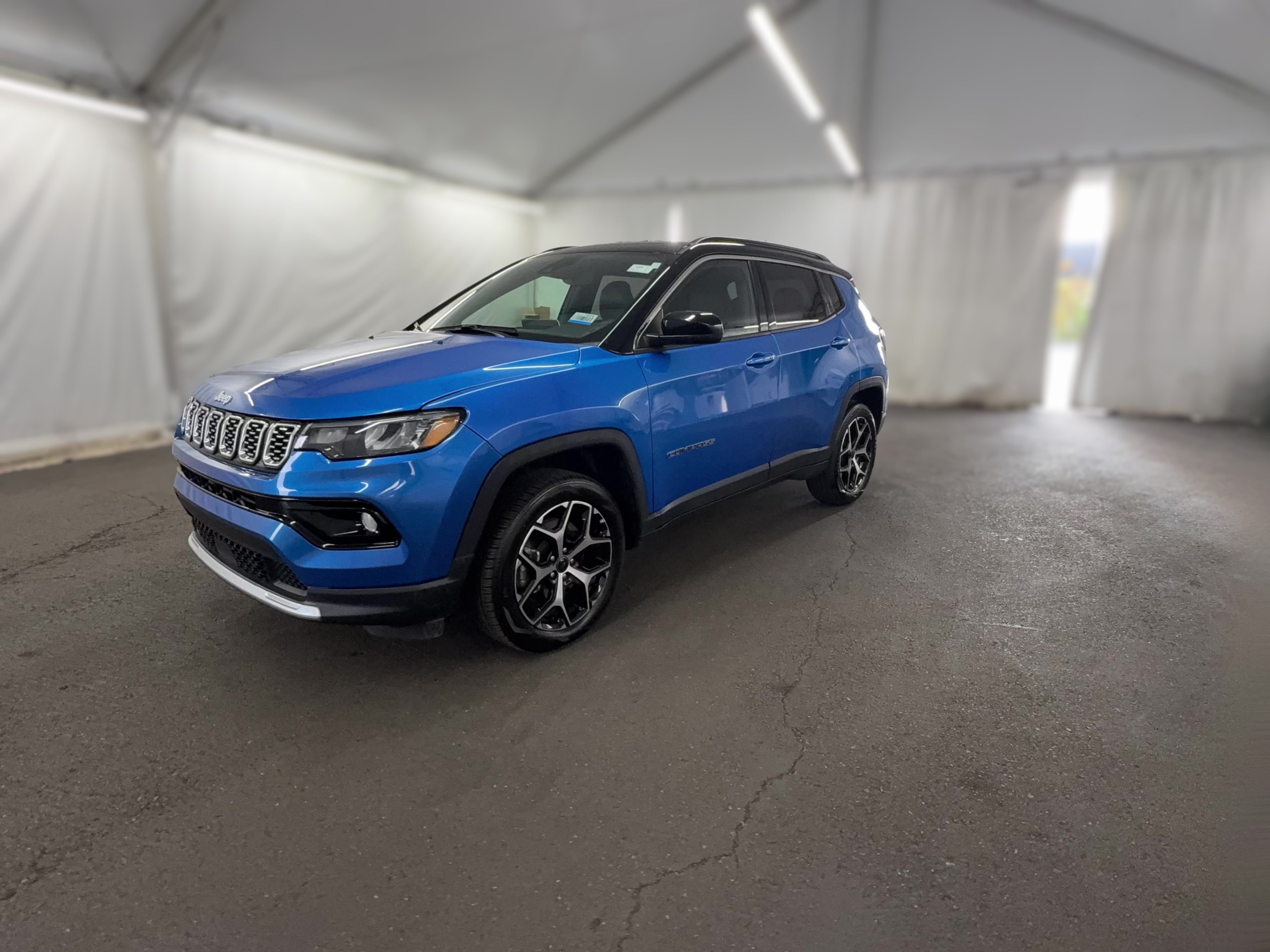 2025 Jeep Compass Limited - Photo 30