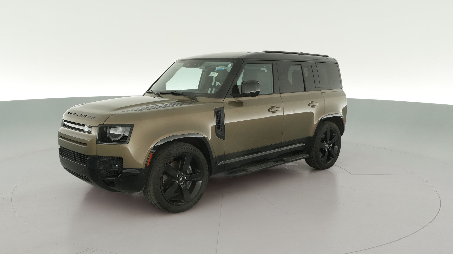 2025 Land Rover Defender 110 vehicle photo