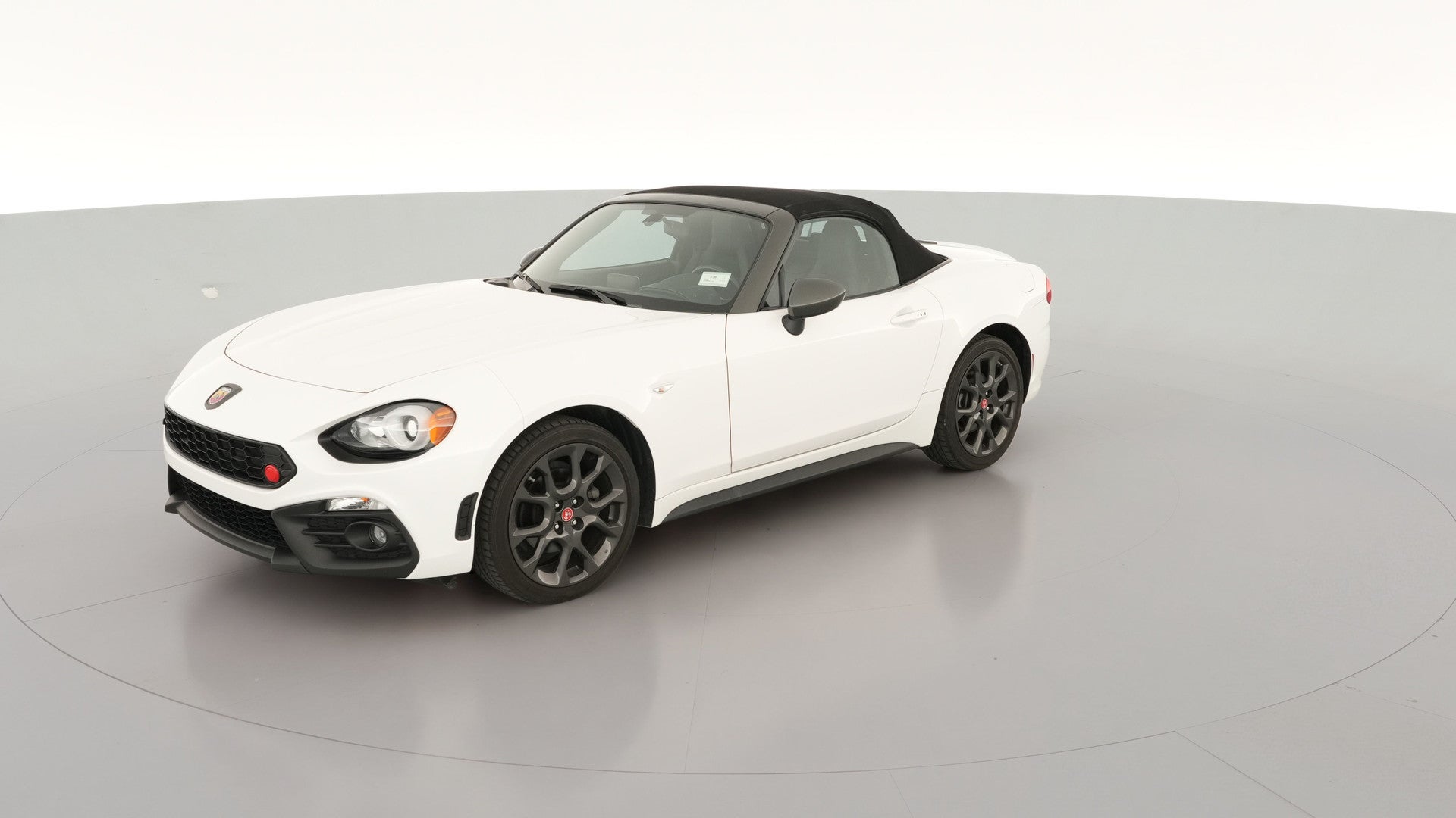 2017 FIAT 124 Spider vehicle photo