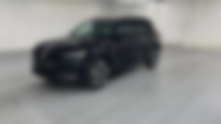 2026 Volvo XC40 vehicle photo