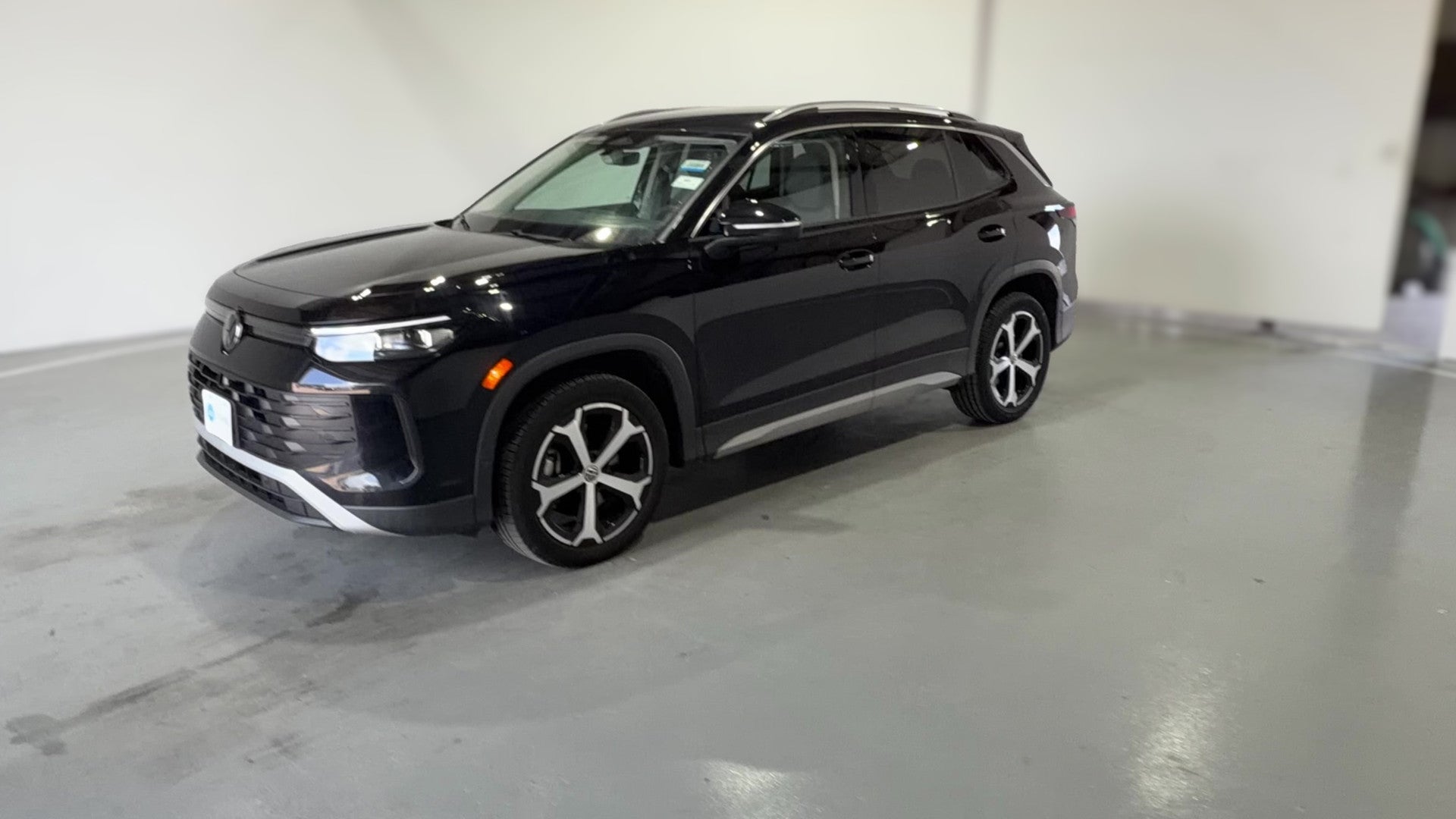 2026 Volkswagen Tiguan vehicle photo