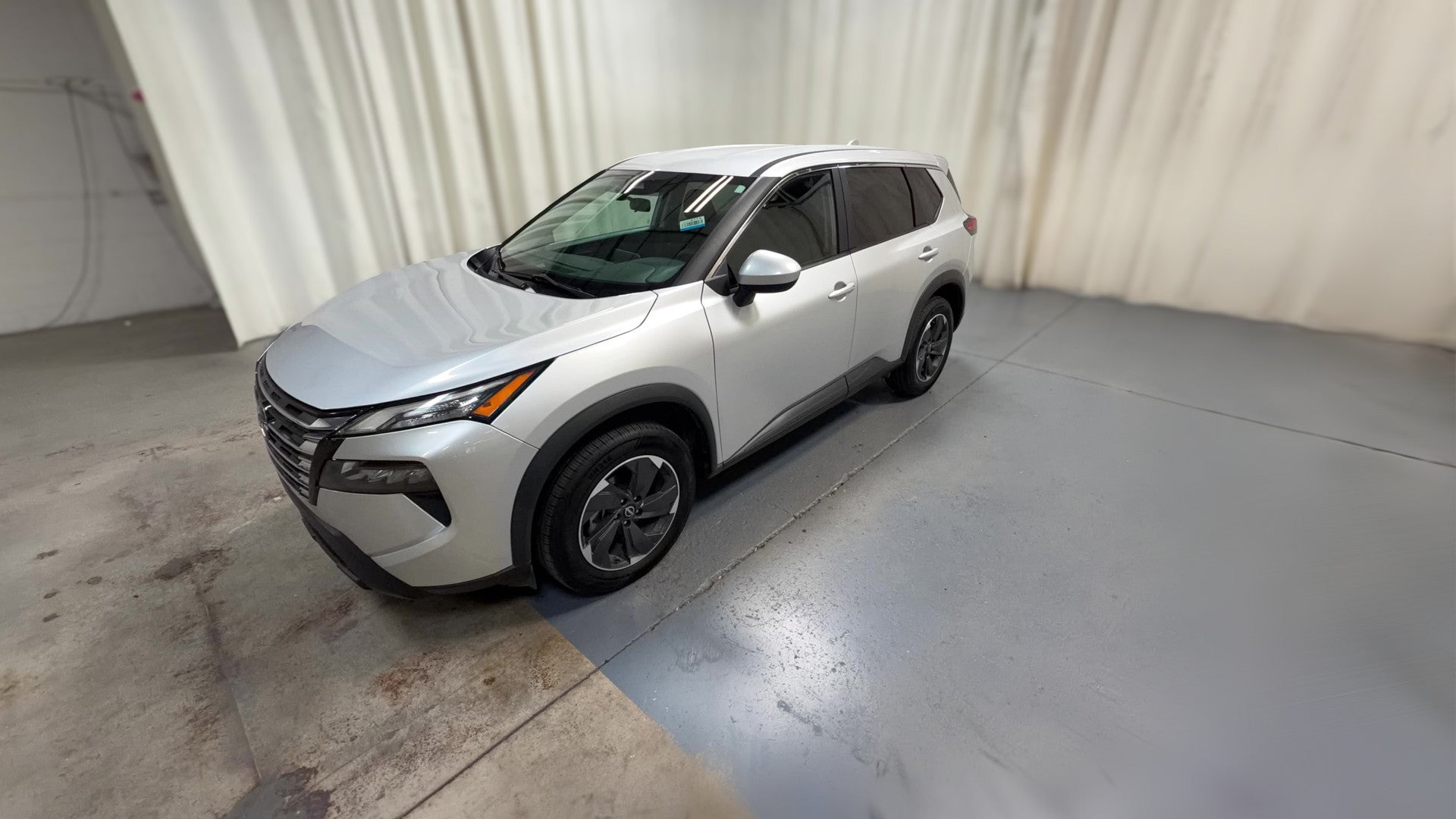 2024 Nissan Rogue vehicle photo