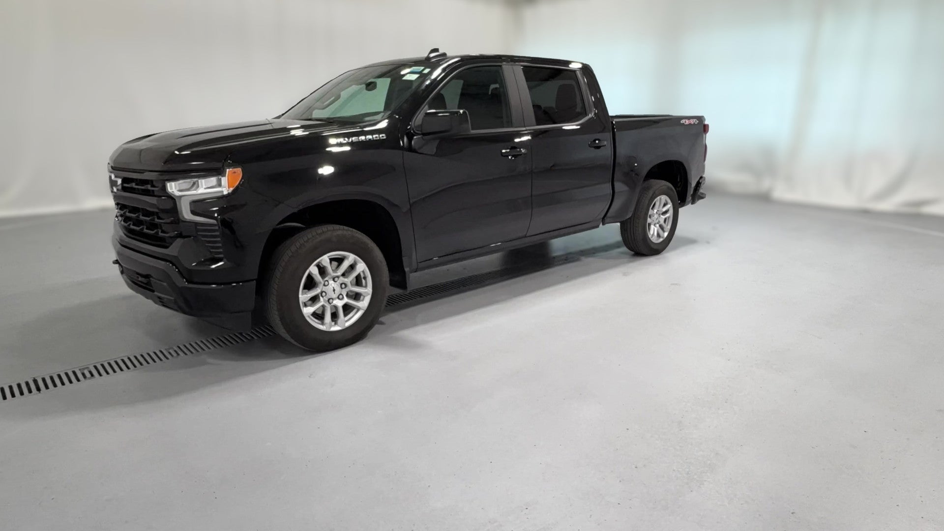 2026 Chevrolet Silverado 1500 Crew Cab vehicle photo