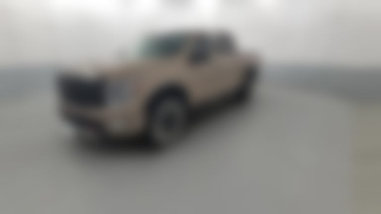 2021 Nissan Titan Crew Cab vehicle photo