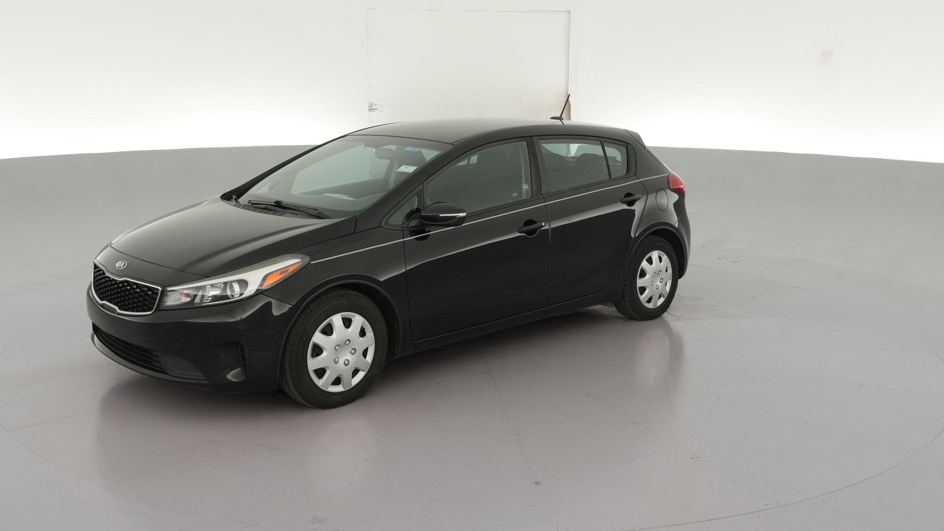 2017 Kia Forte5 vehicle photo
