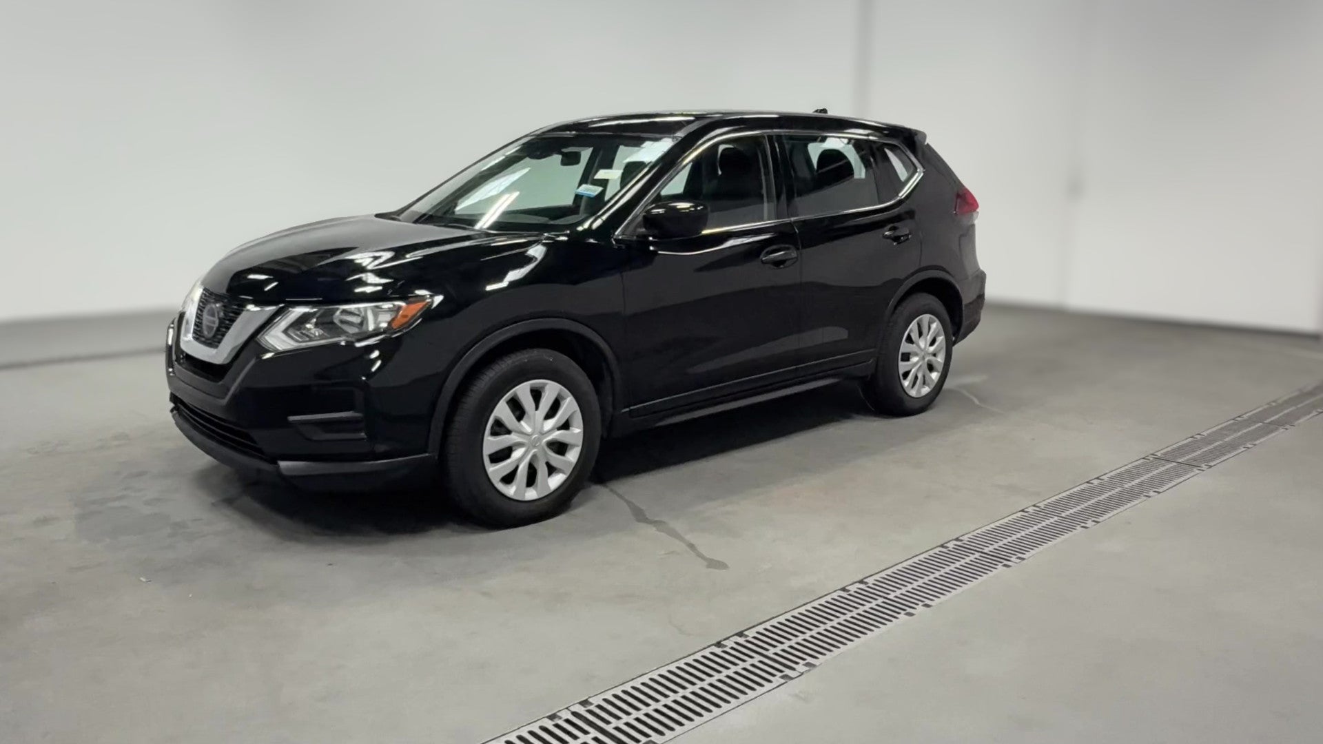 2020 Nissan Rogue vehicle photo