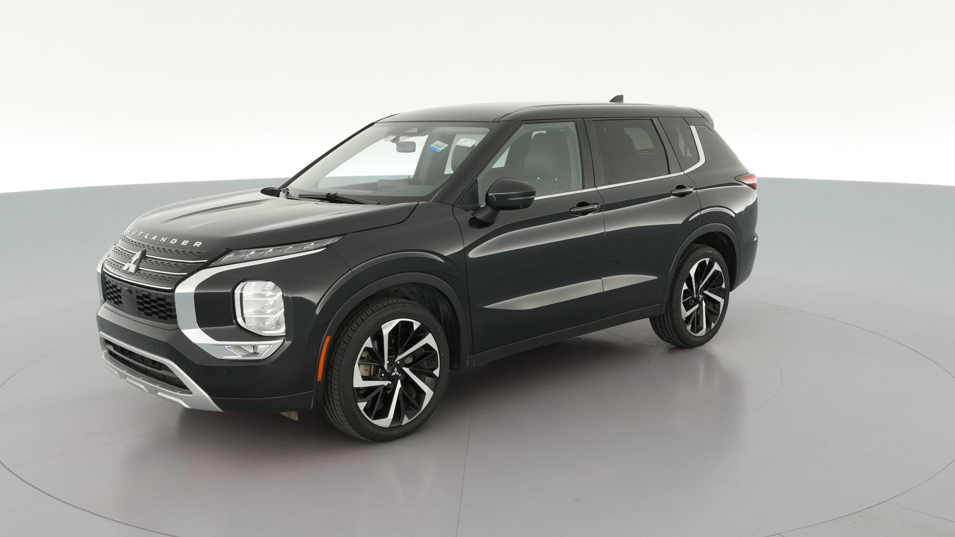 2024 Mitsubishi Outlander vehicle photo