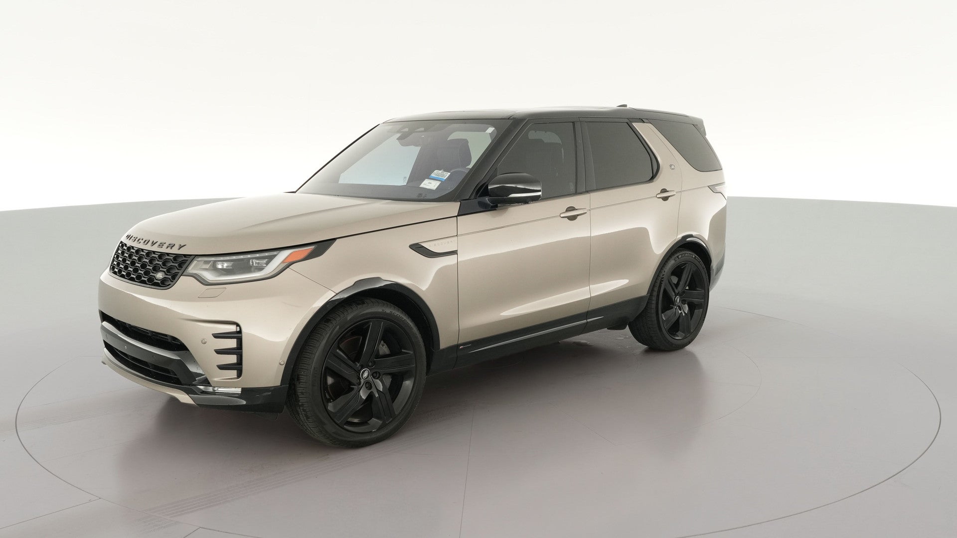 2021 Land Rover Discovery vehicle photo