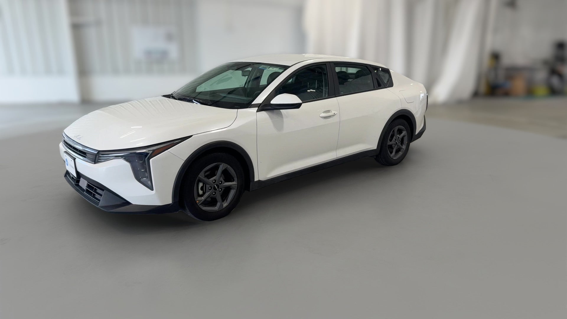 2025 Kia K4 vehicle photo