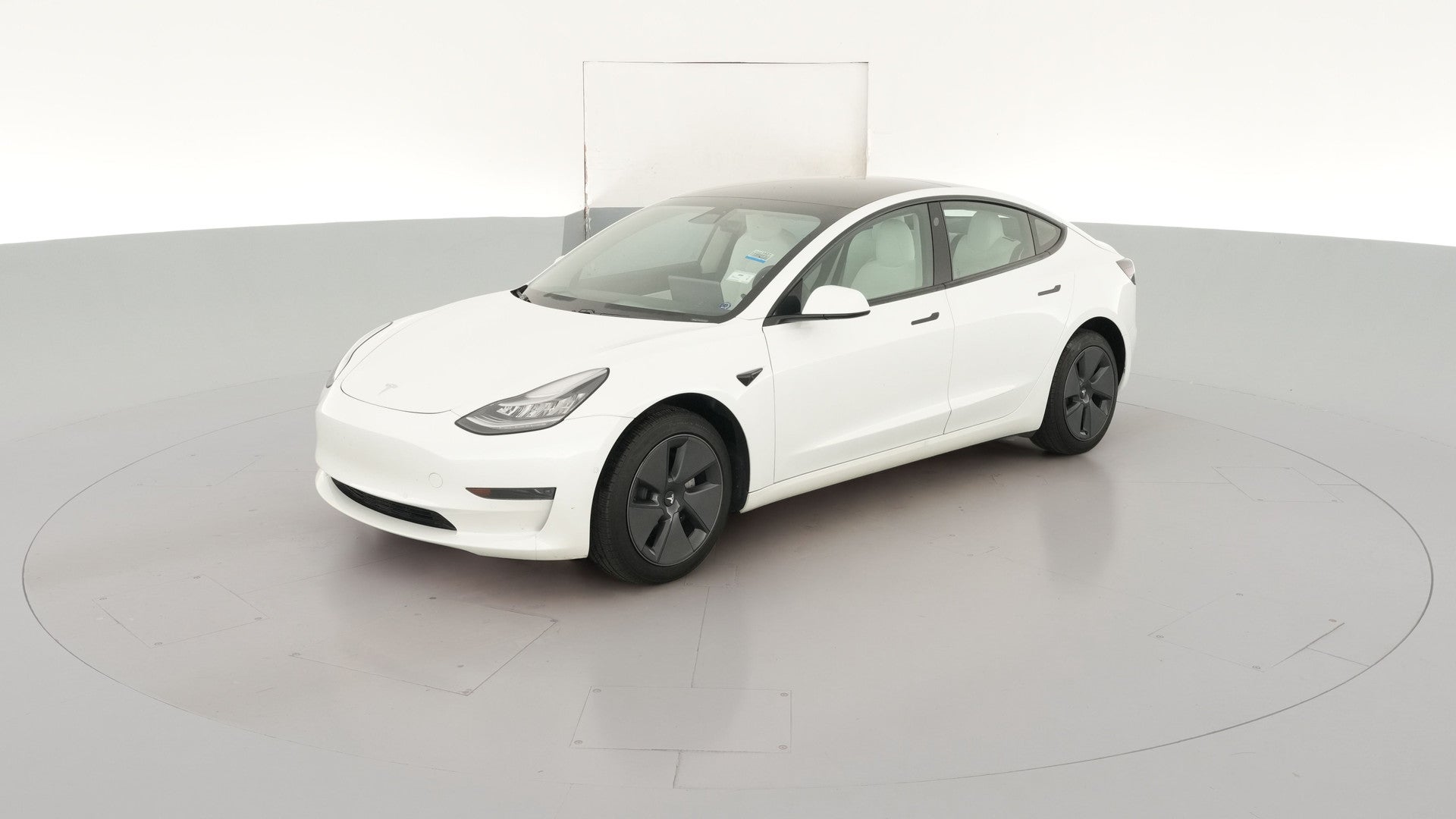 2021 Tesla Model 3 vehicle photo