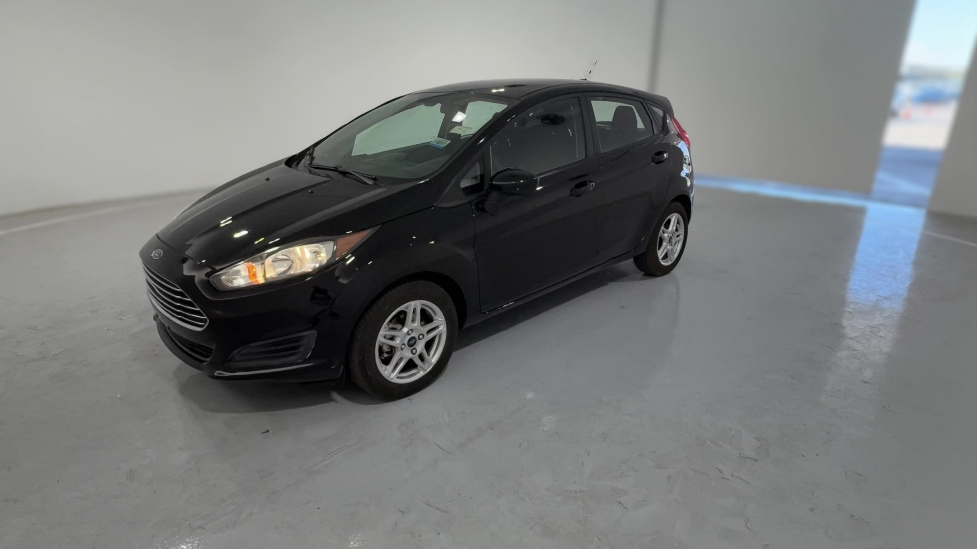 2018 Ford Fiesta vehicle photo