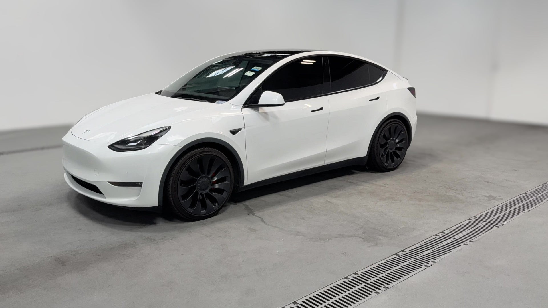 2022 Tesla Model Y vehicle photo