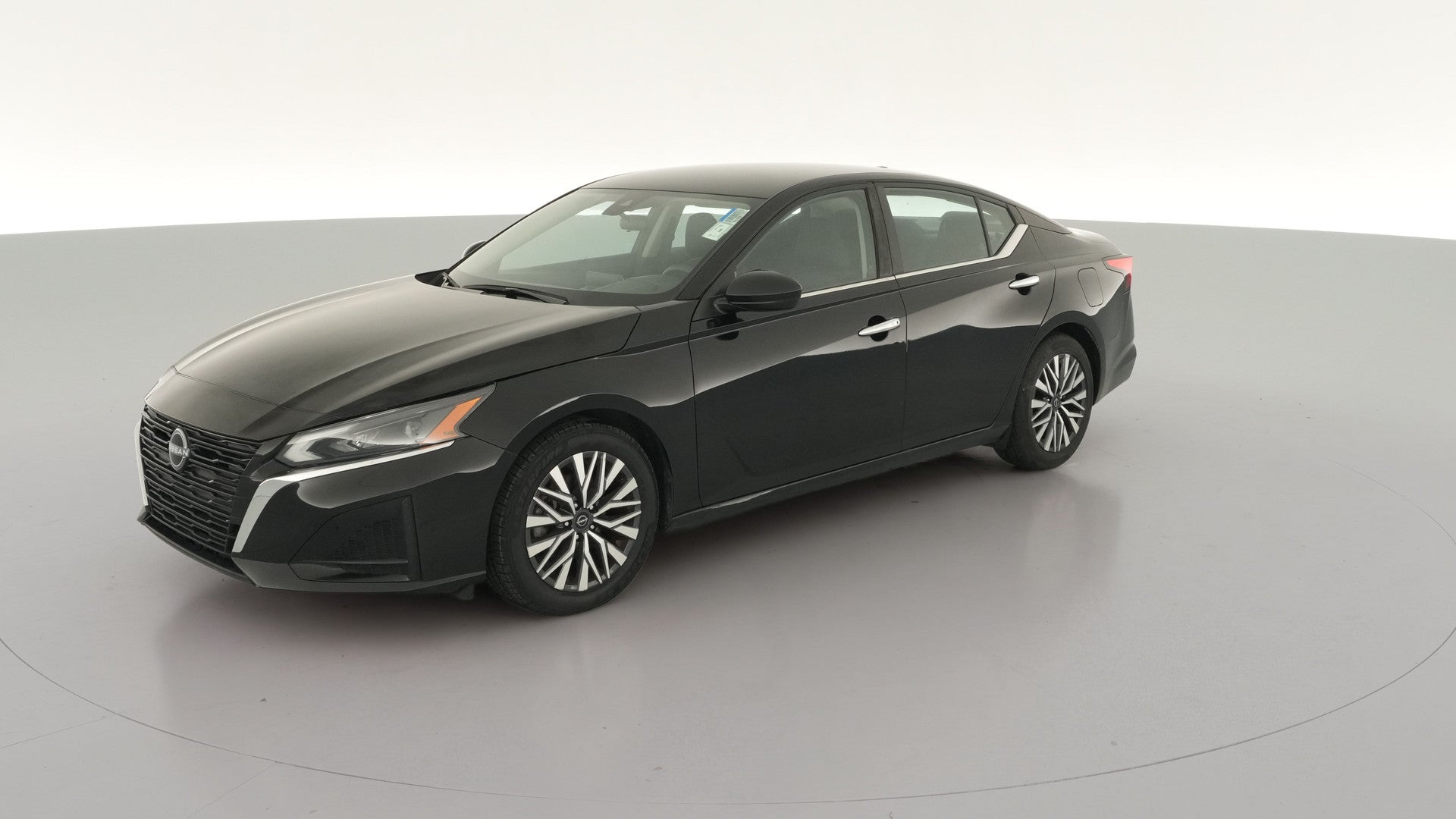 2024 Nissan Altima vehicle photo