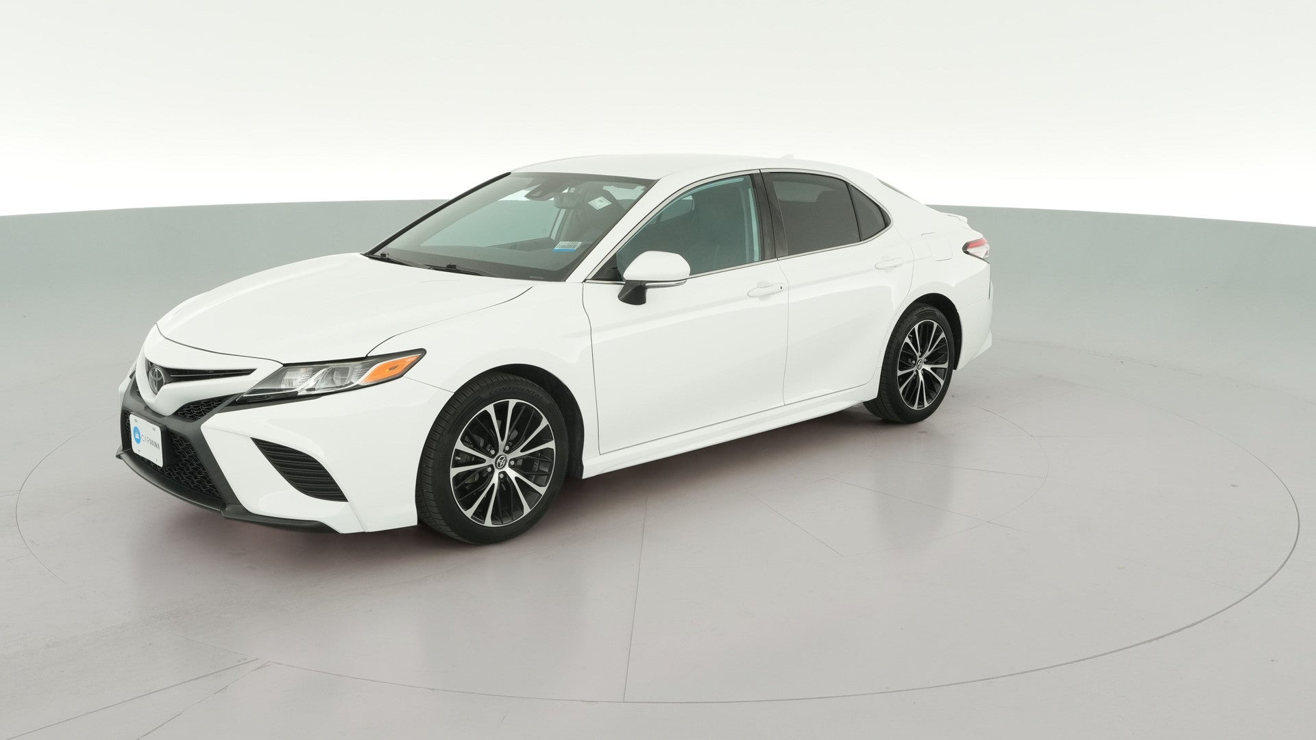 2019 Toyota Camry vehicle photo