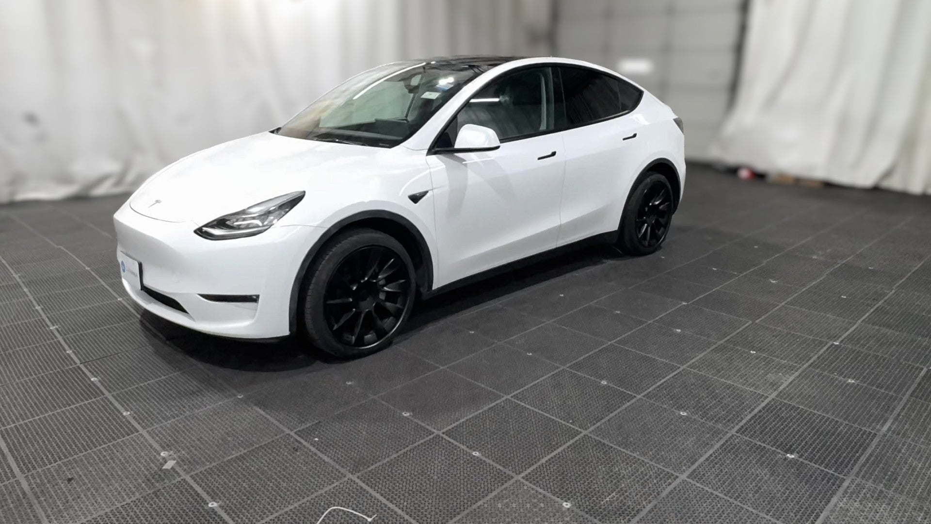 2021 Tesla Model Y vehicle photo