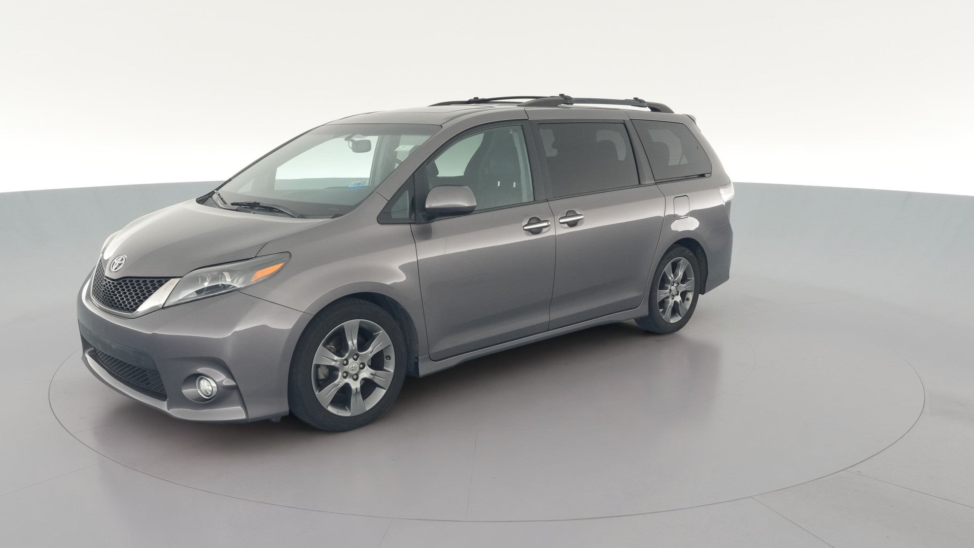 2015 Toyota Sienna vehicle photo