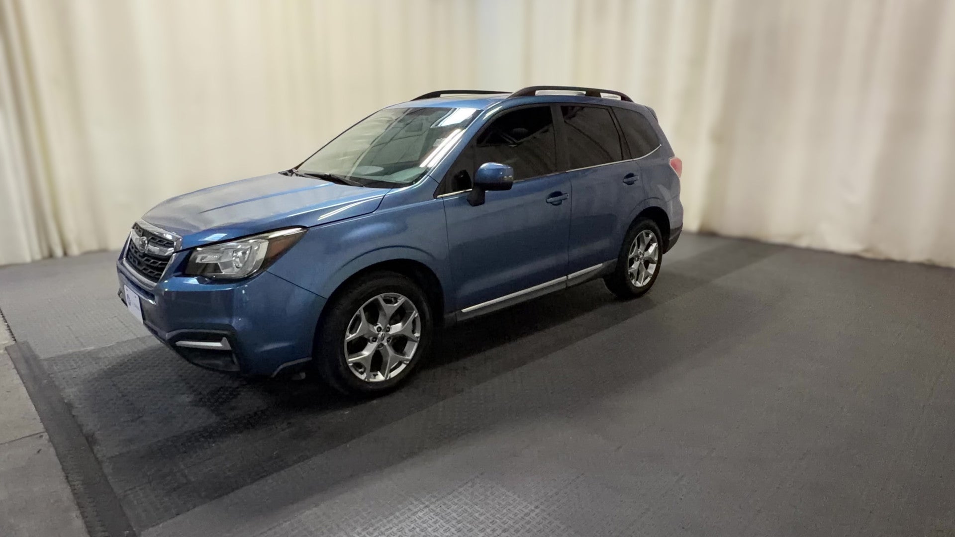 2017 Subaru Forester vehicle photo