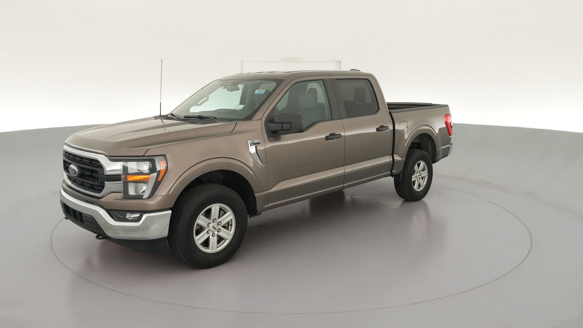 2023 Ford F150 SuperCrew Cab vehicle photo