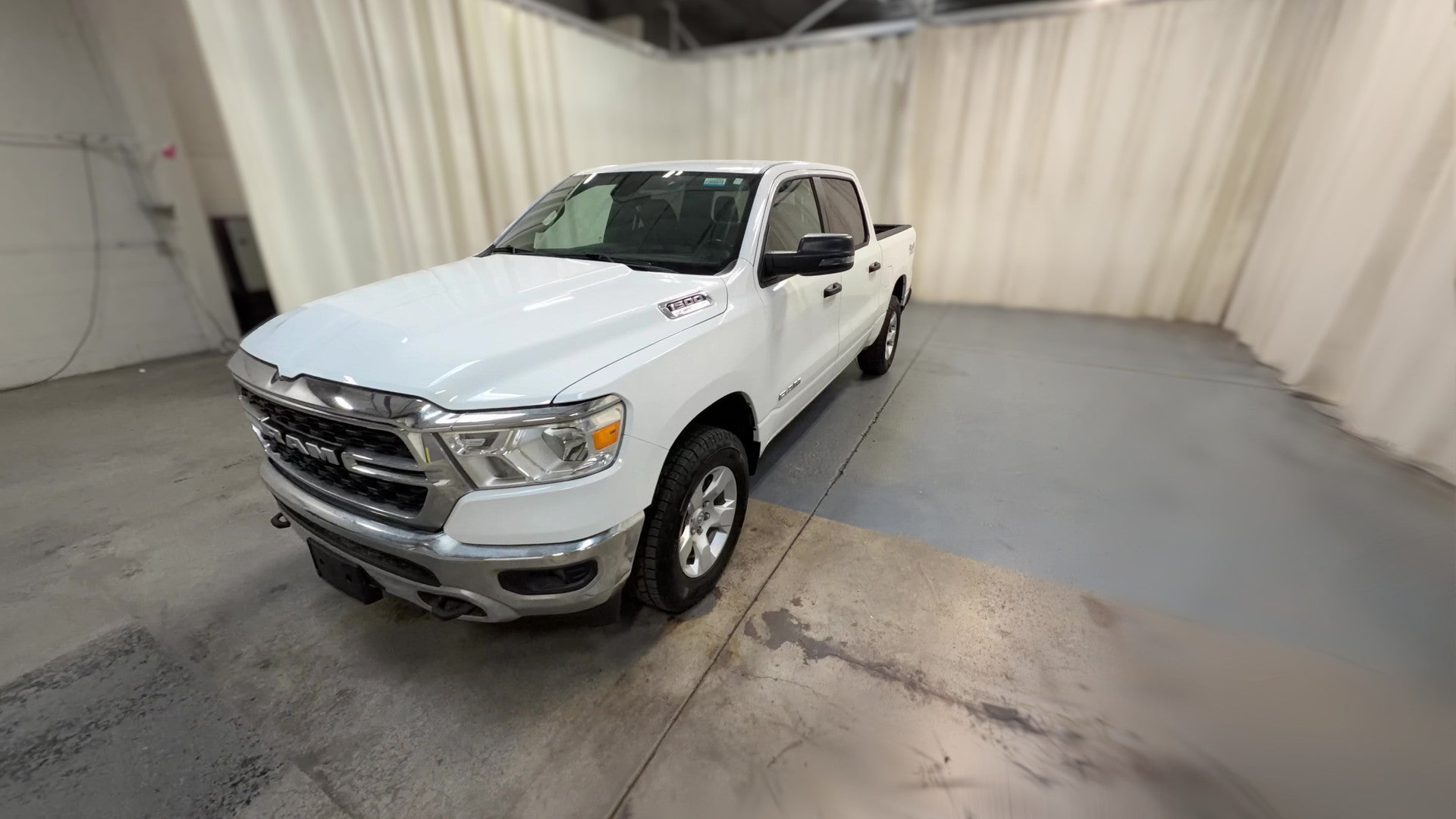 2023 Ram 1500 Crew Cab vehicle photo