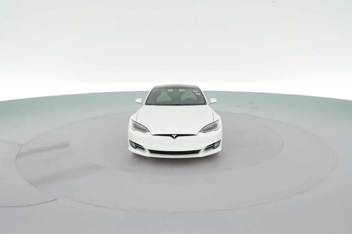 2021 Tesla Model S Long Range Plus in Pearl White Multi-Coat — 360° view 1